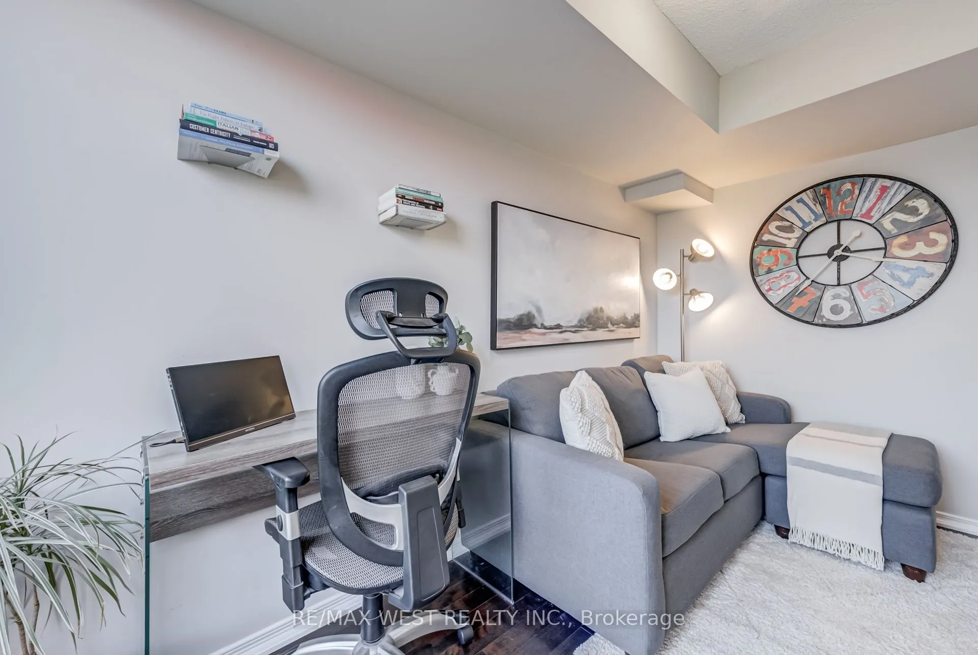 351 Wallace Avenue, #264