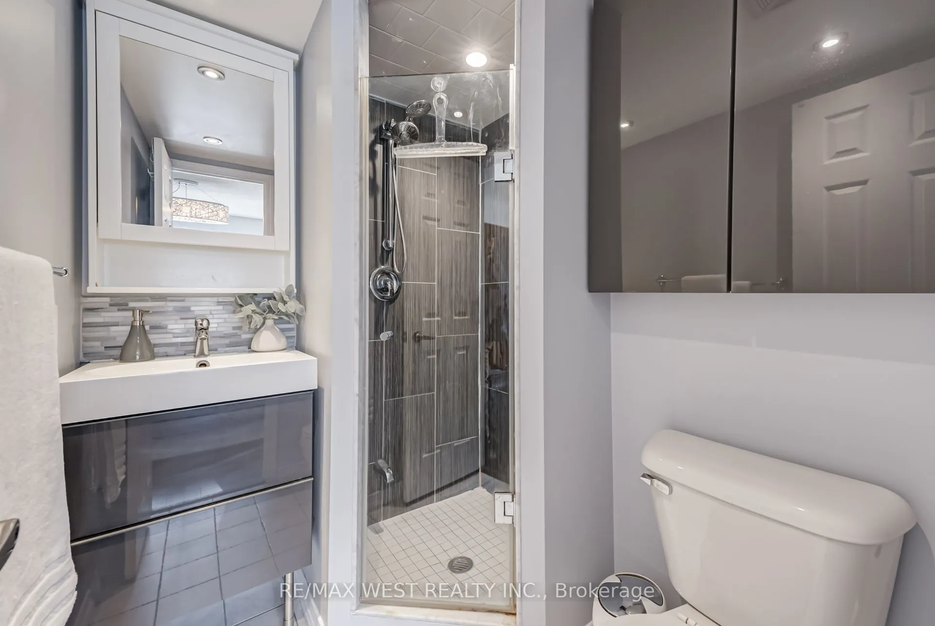 351 Wallace Avenue, #264