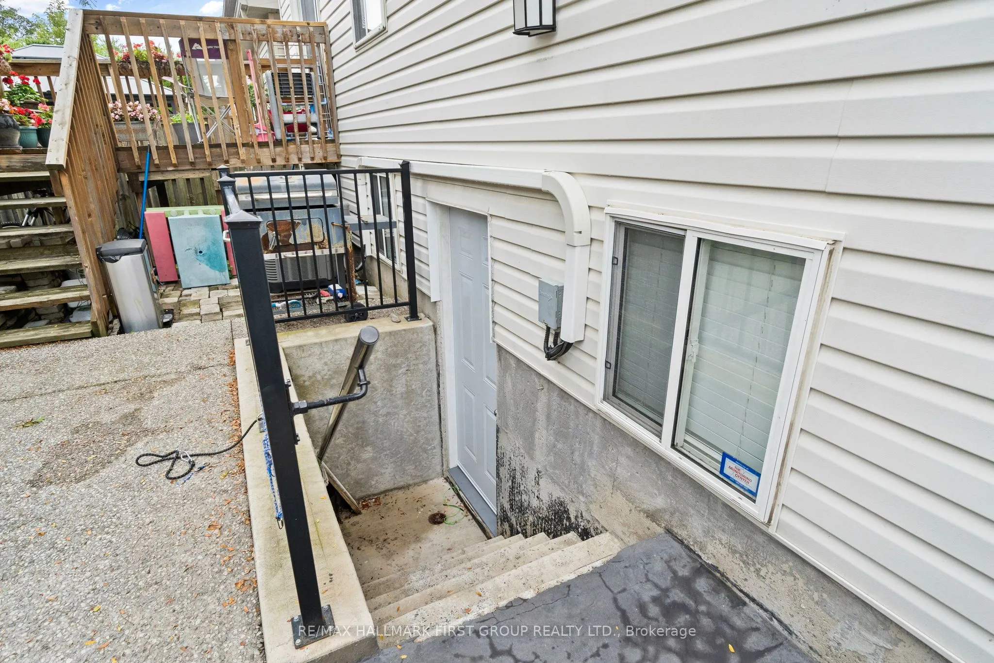 1053 Eager Road