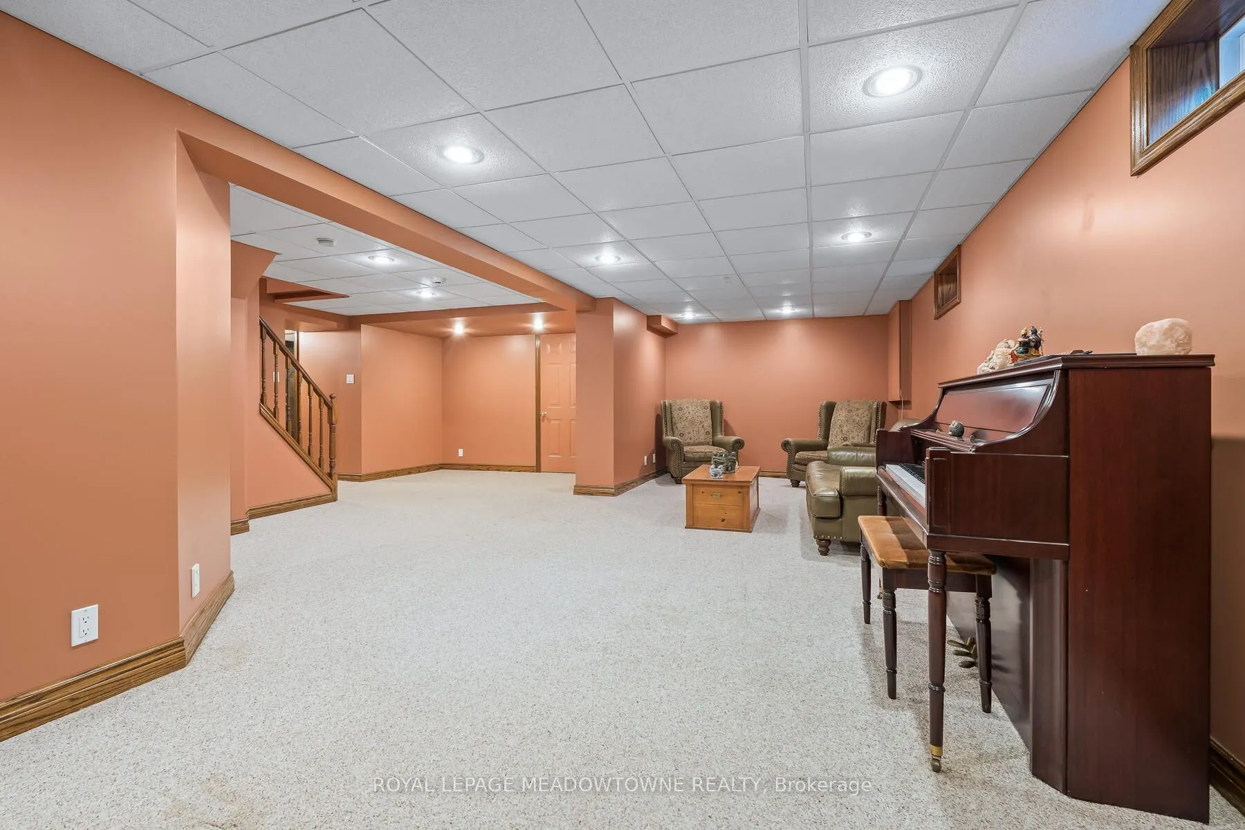 8 Jason Crescent