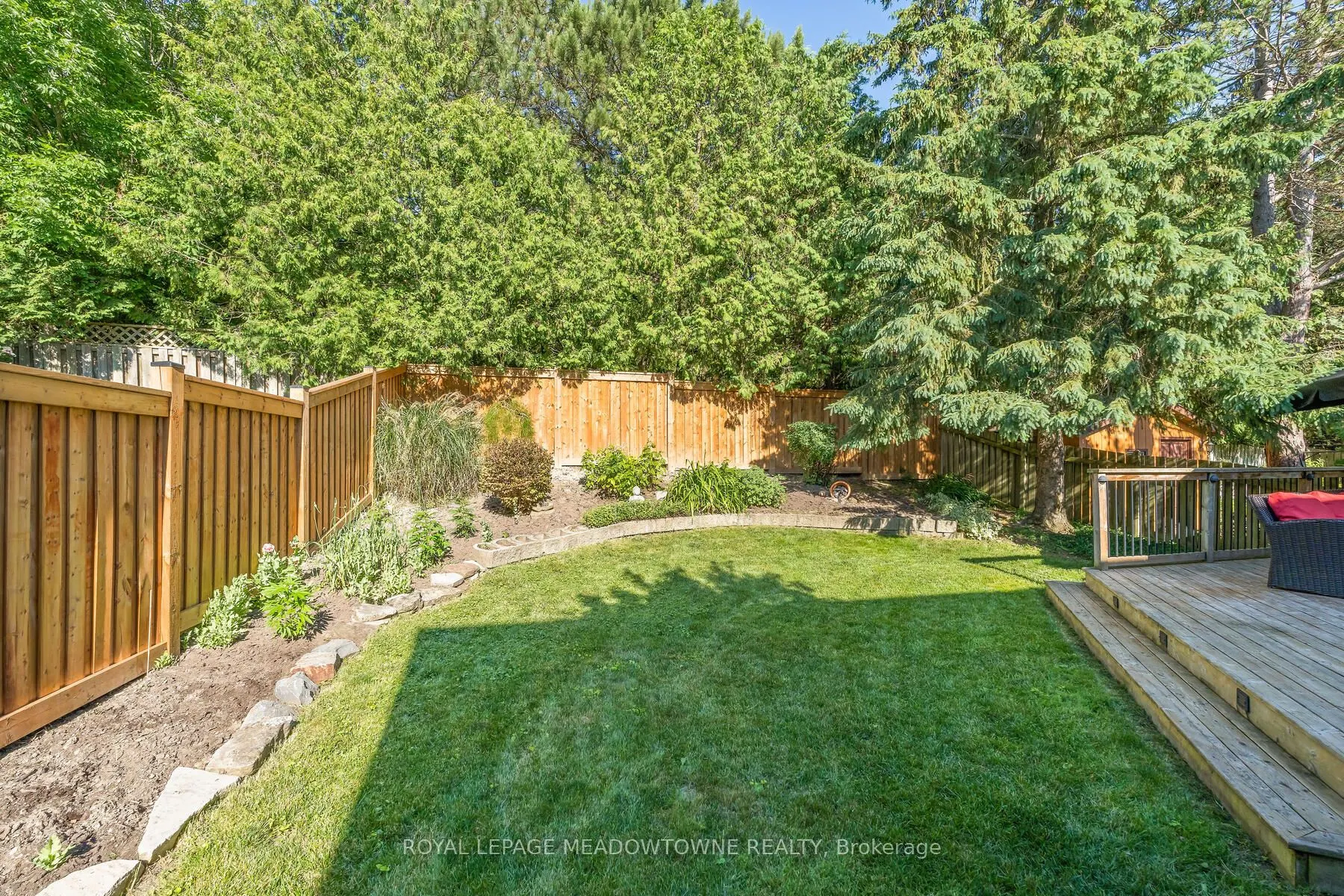 8 Jason Crescent