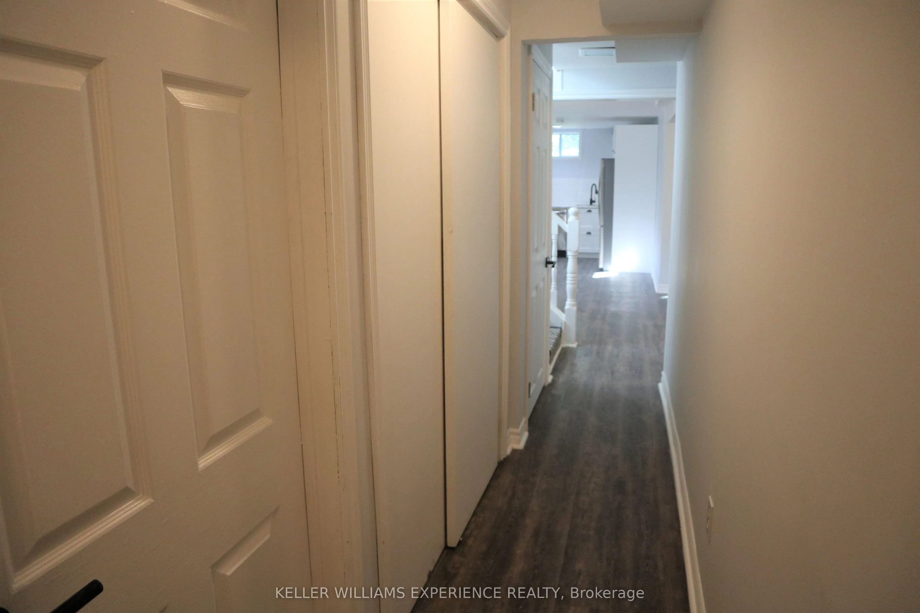 39 Erindale Avenue, #Lower