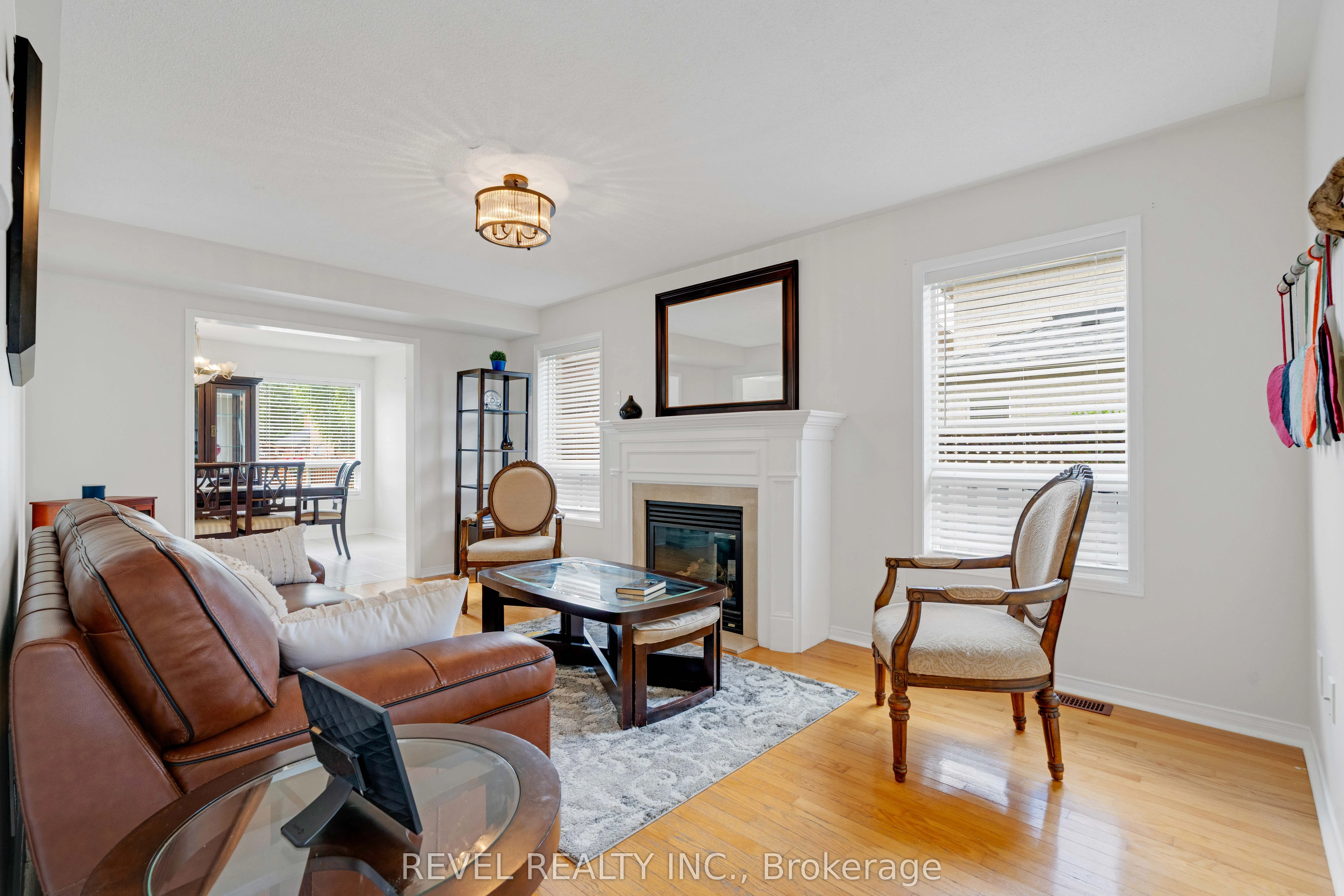 21 Ewart Street