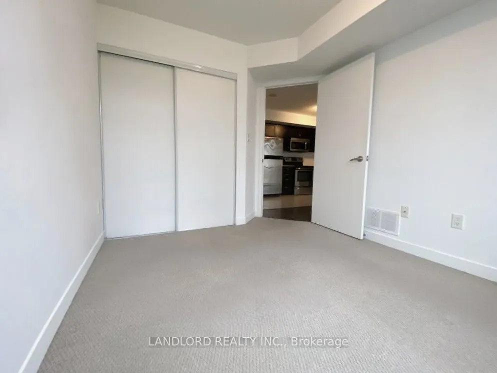 816 Lansdowne Avenue, #306