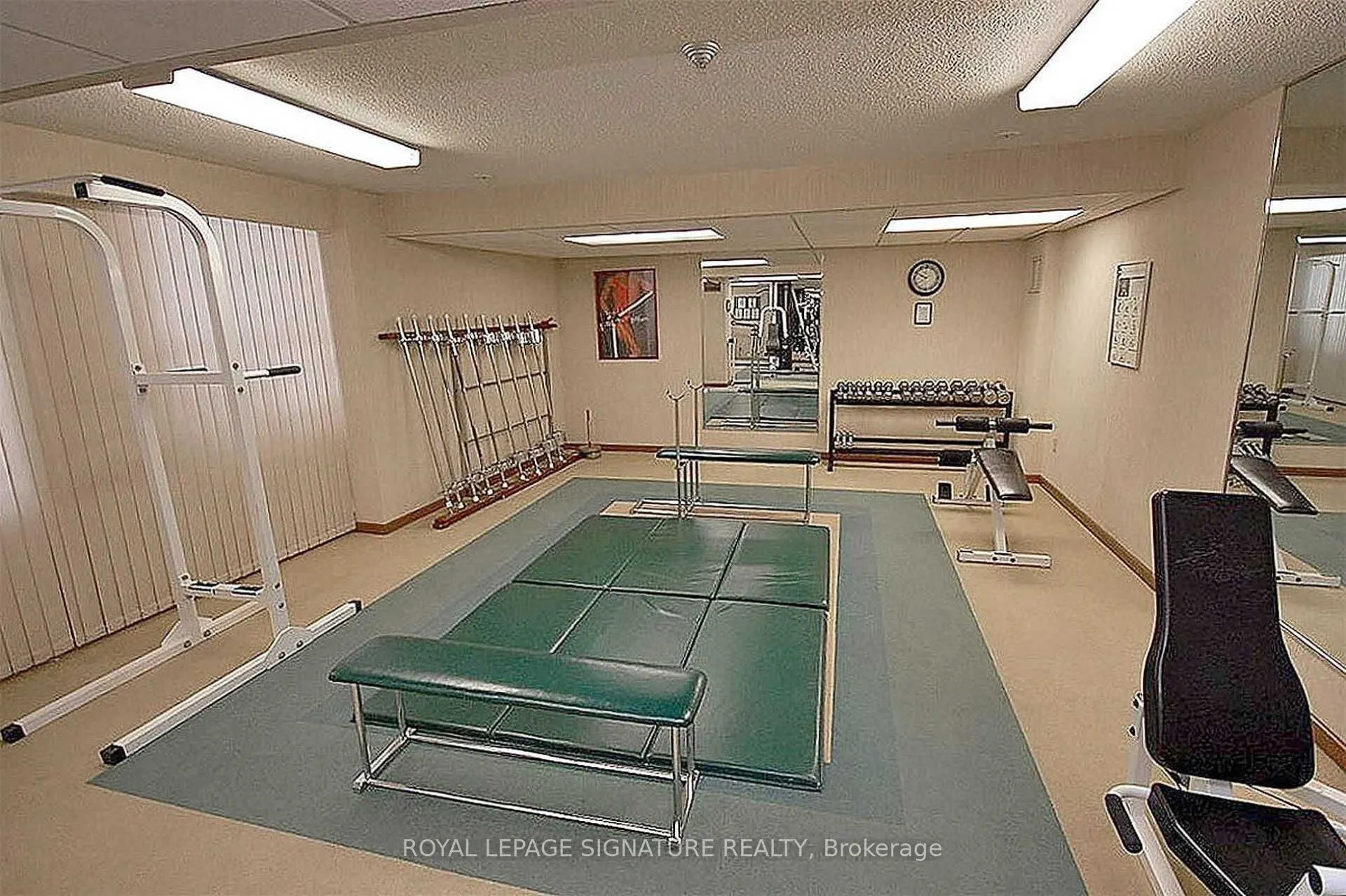 3650 Kaneff Crescent, #2606