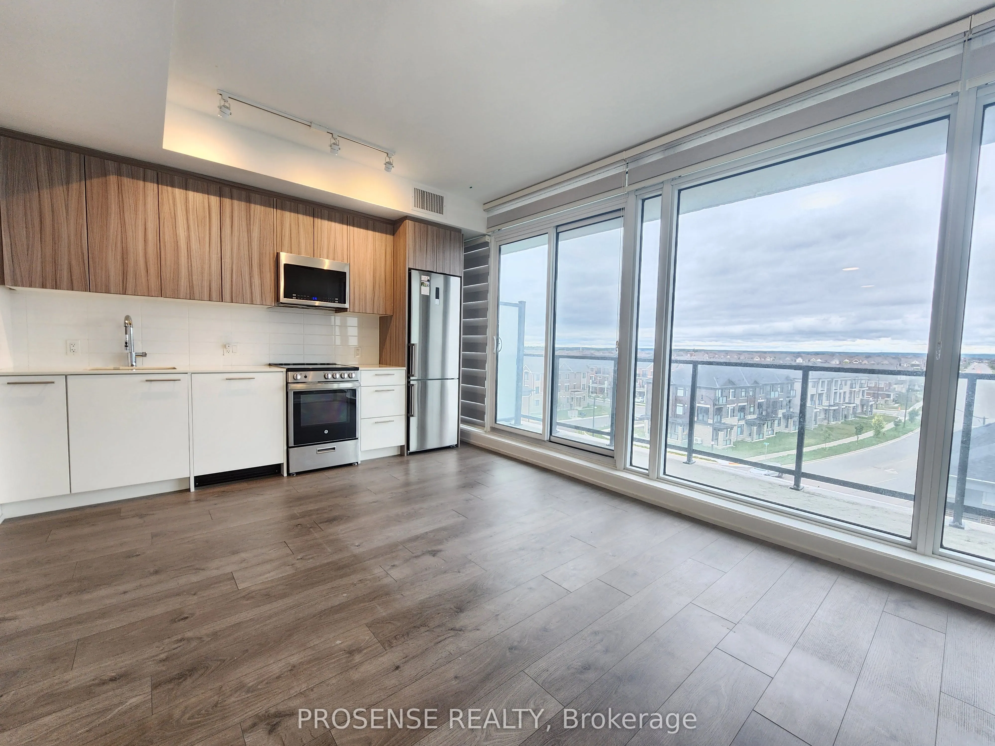 225 VETERANS Drive, #509