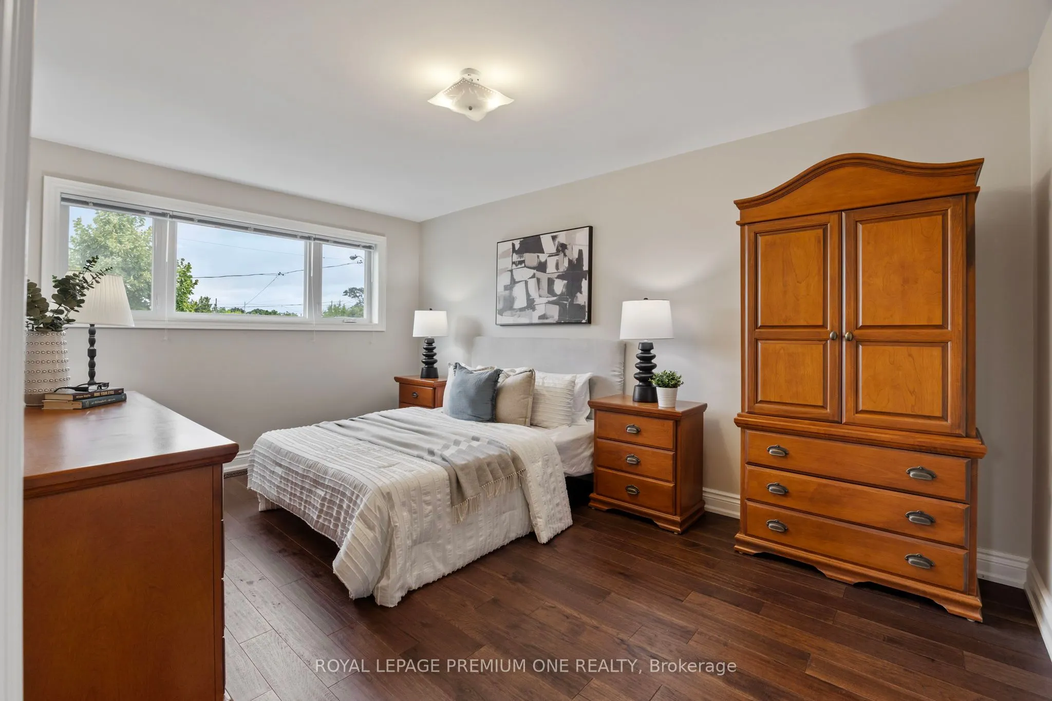 8 Buttercup Crescent