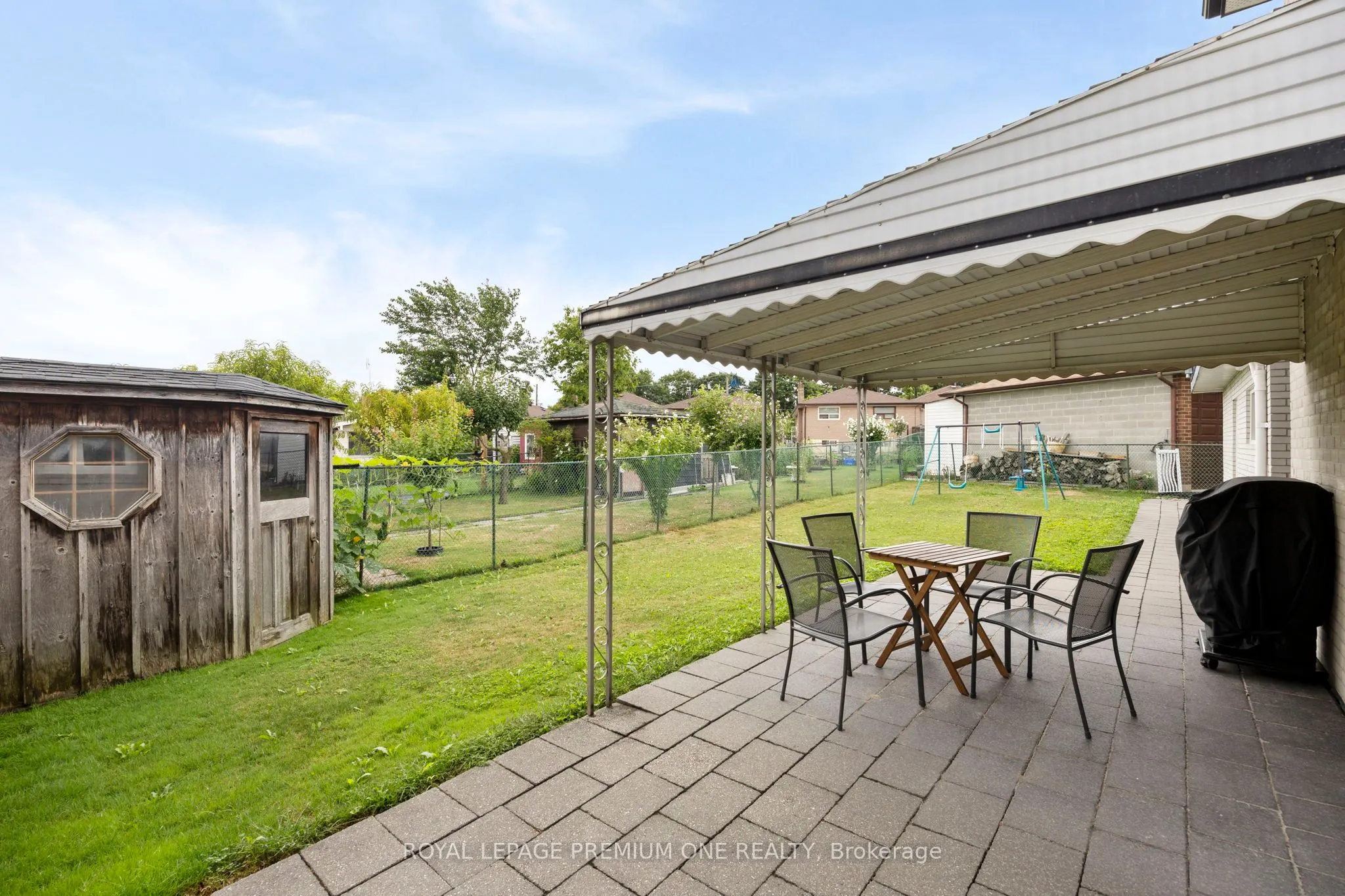 8 Buttercup Crescent