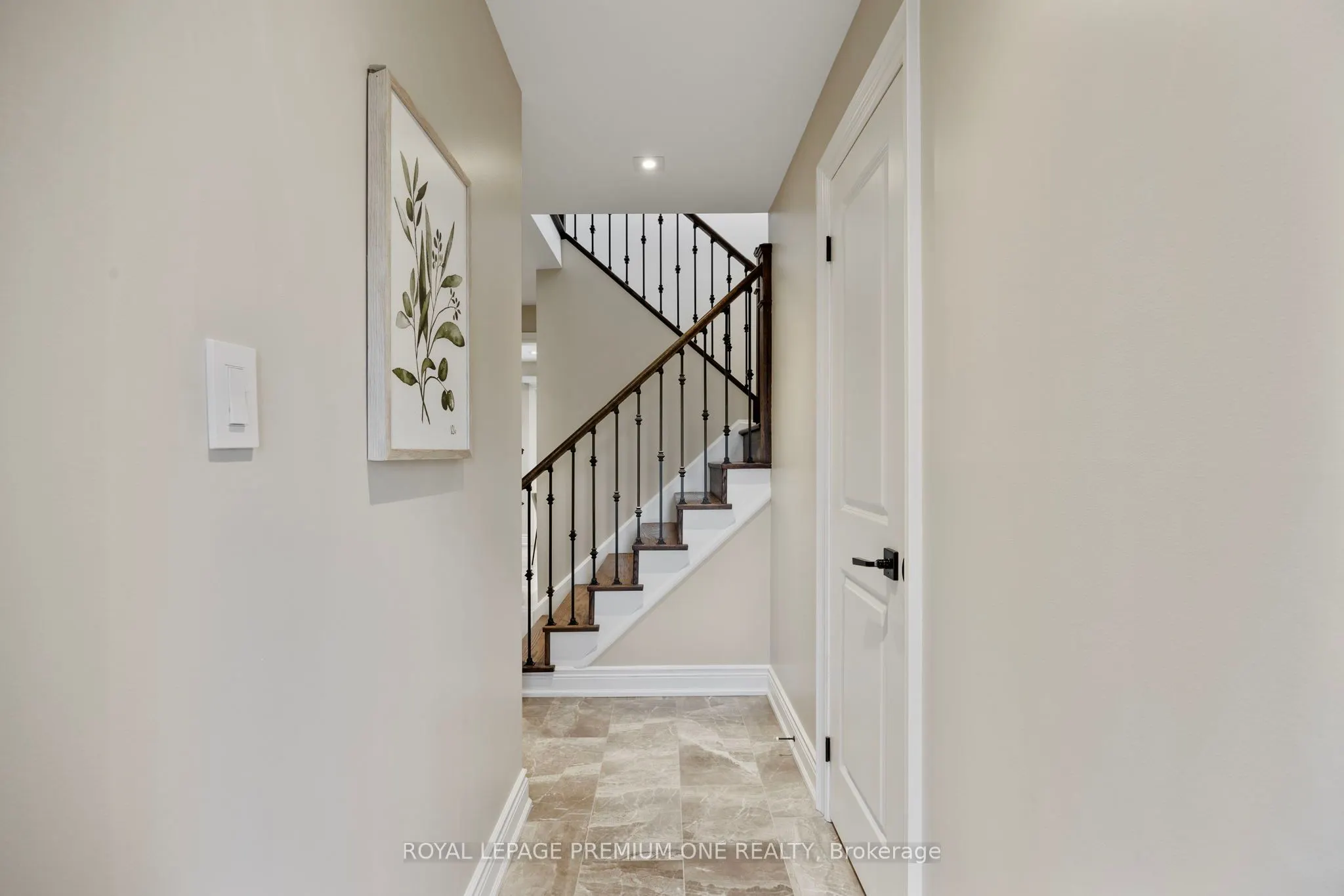 8 Buttercup Crescent