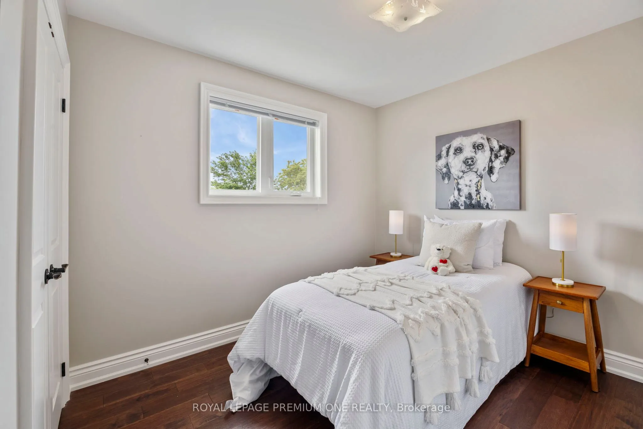 8 Buttercup Crescent