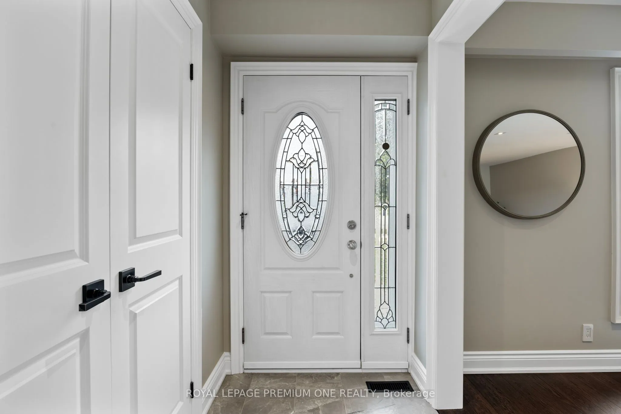 8 Buttercup Crescent