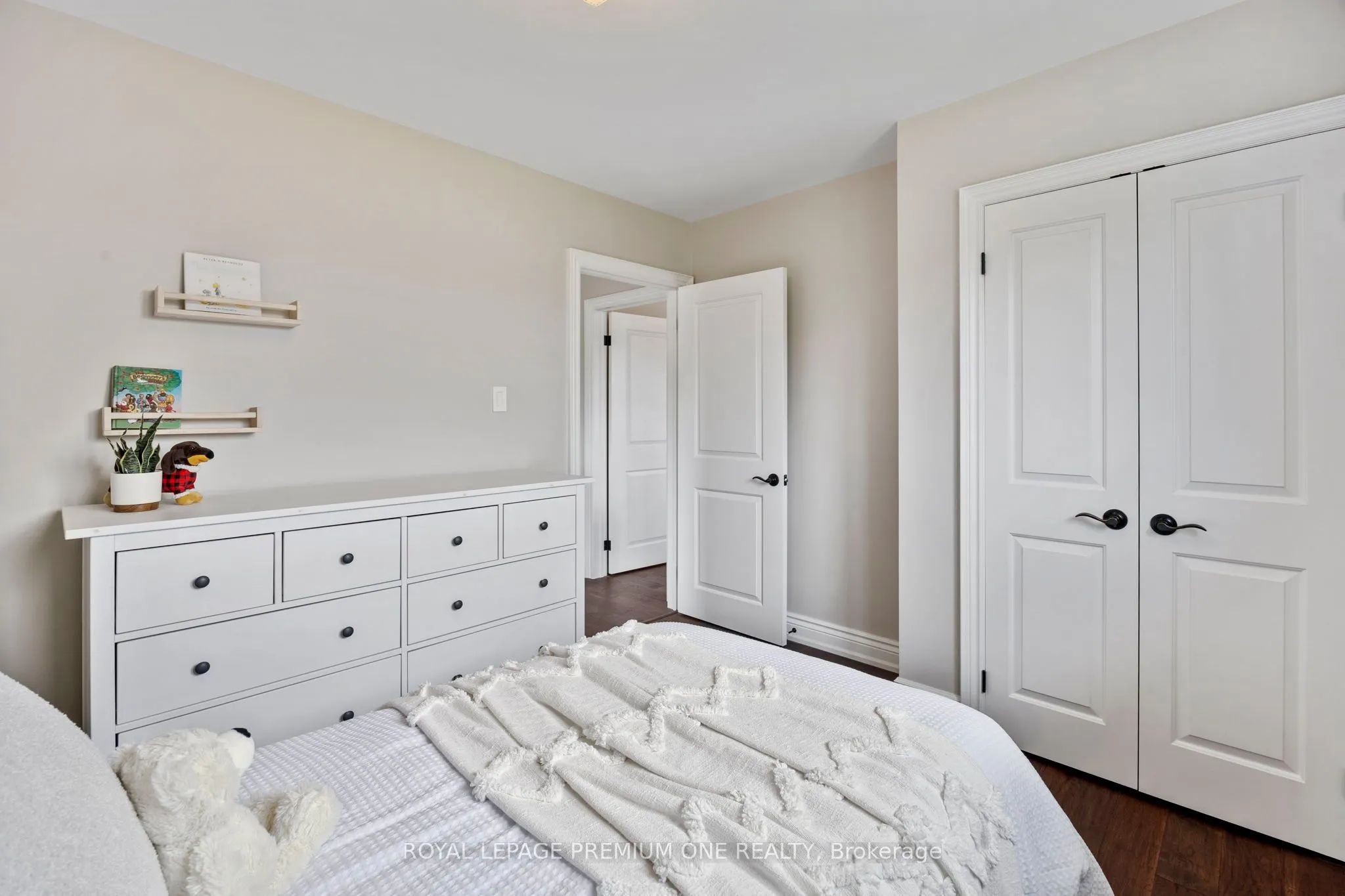 8 Buttercup Crescent