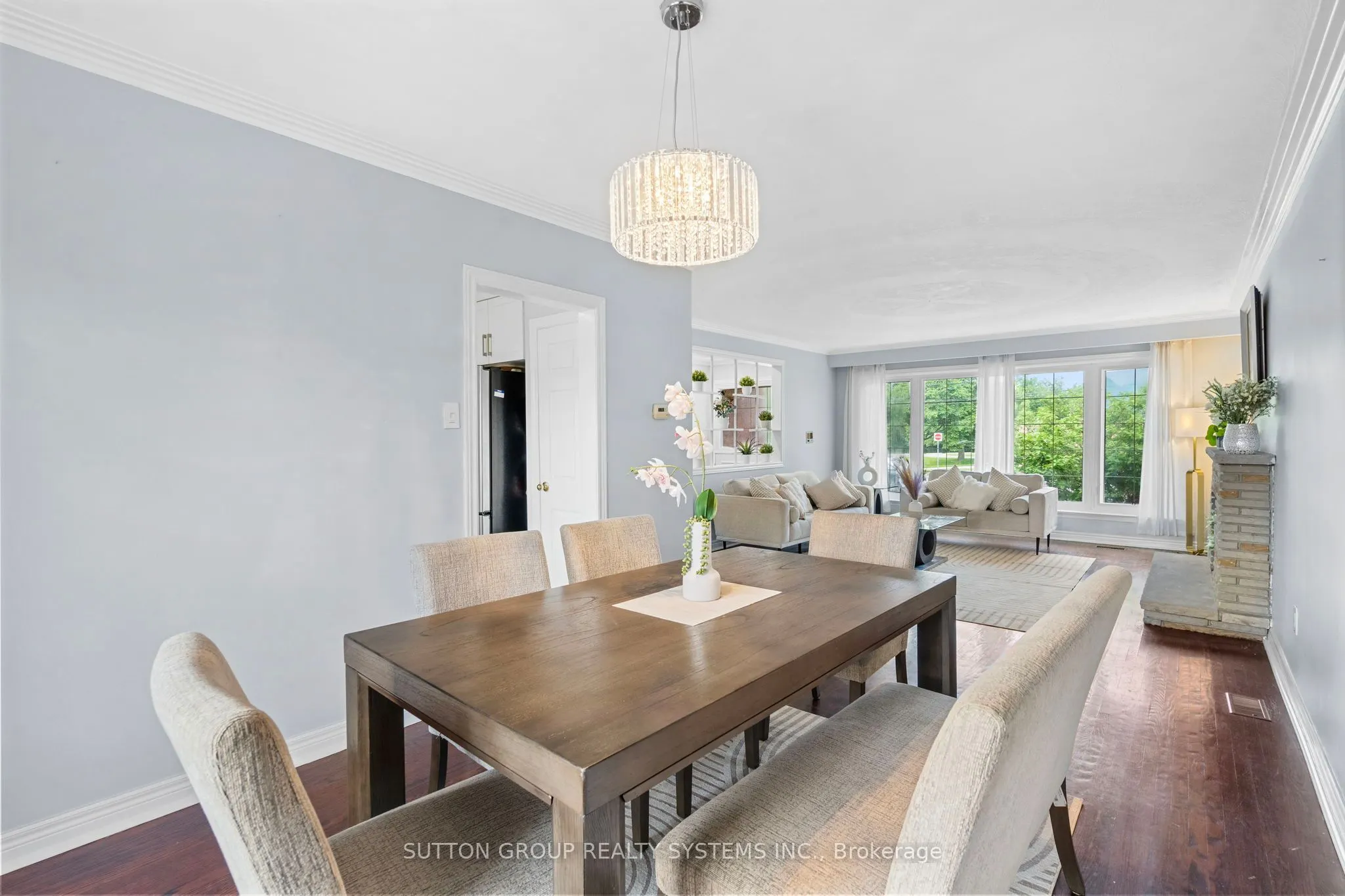 732 Royal York Road