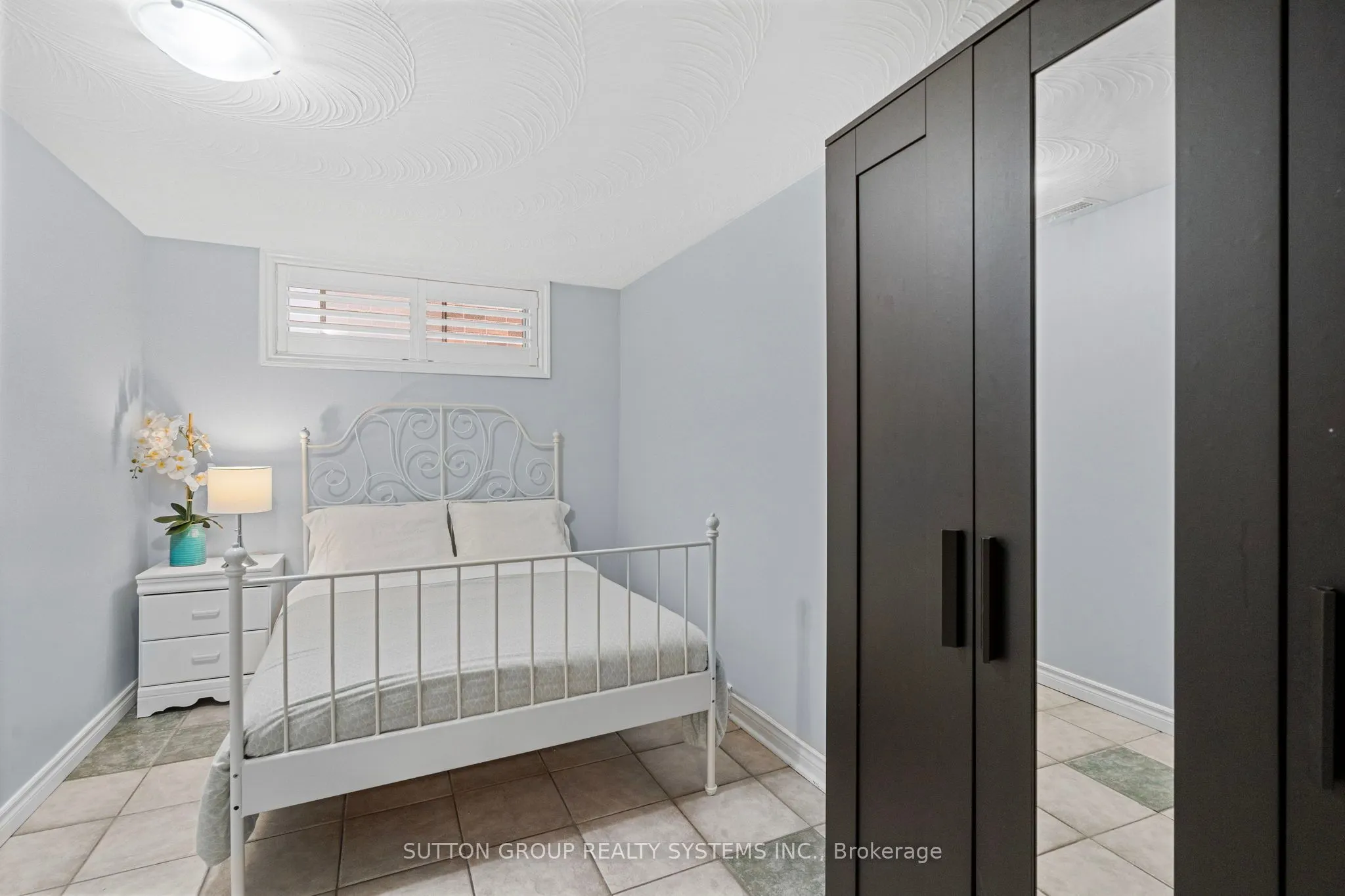 732 Royal York Road