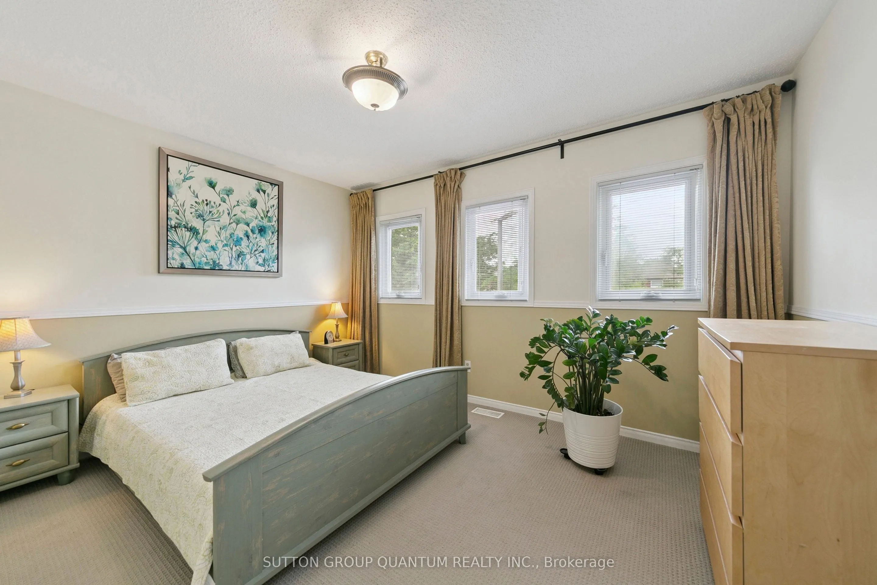 3523 Pintail Circle
