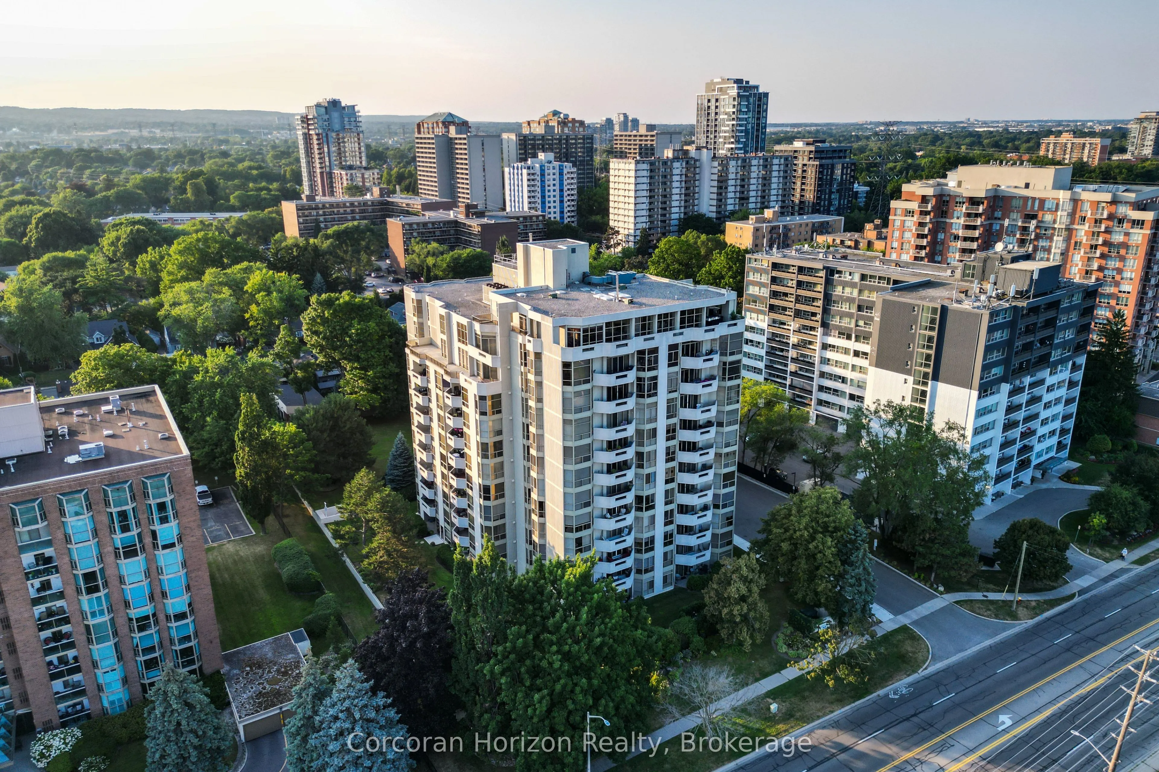 1237 North Shore Boulevard E, #1201