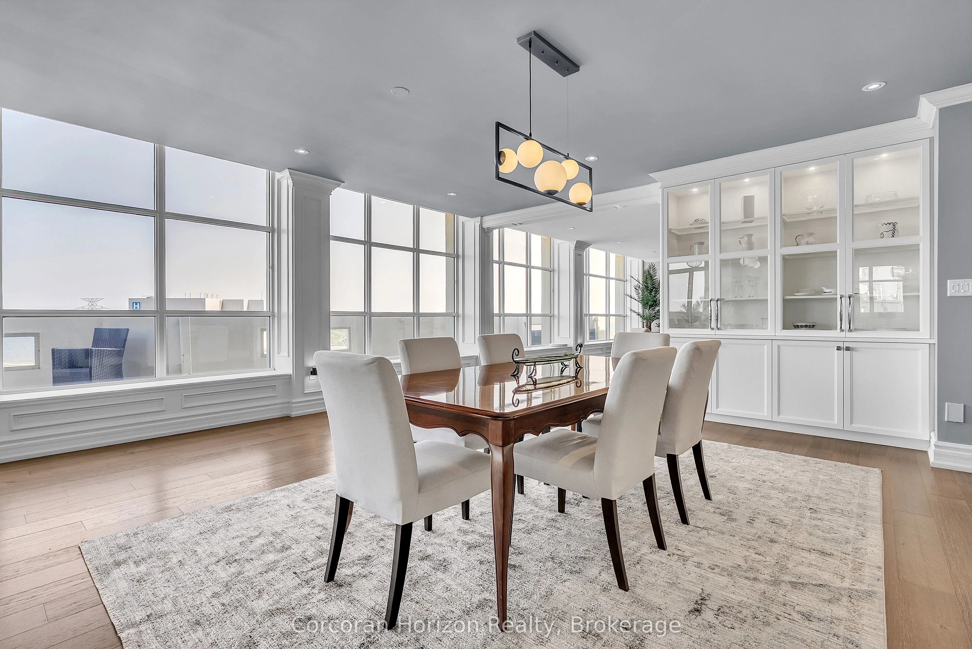 1237 North Shore Boulevard E, #1201