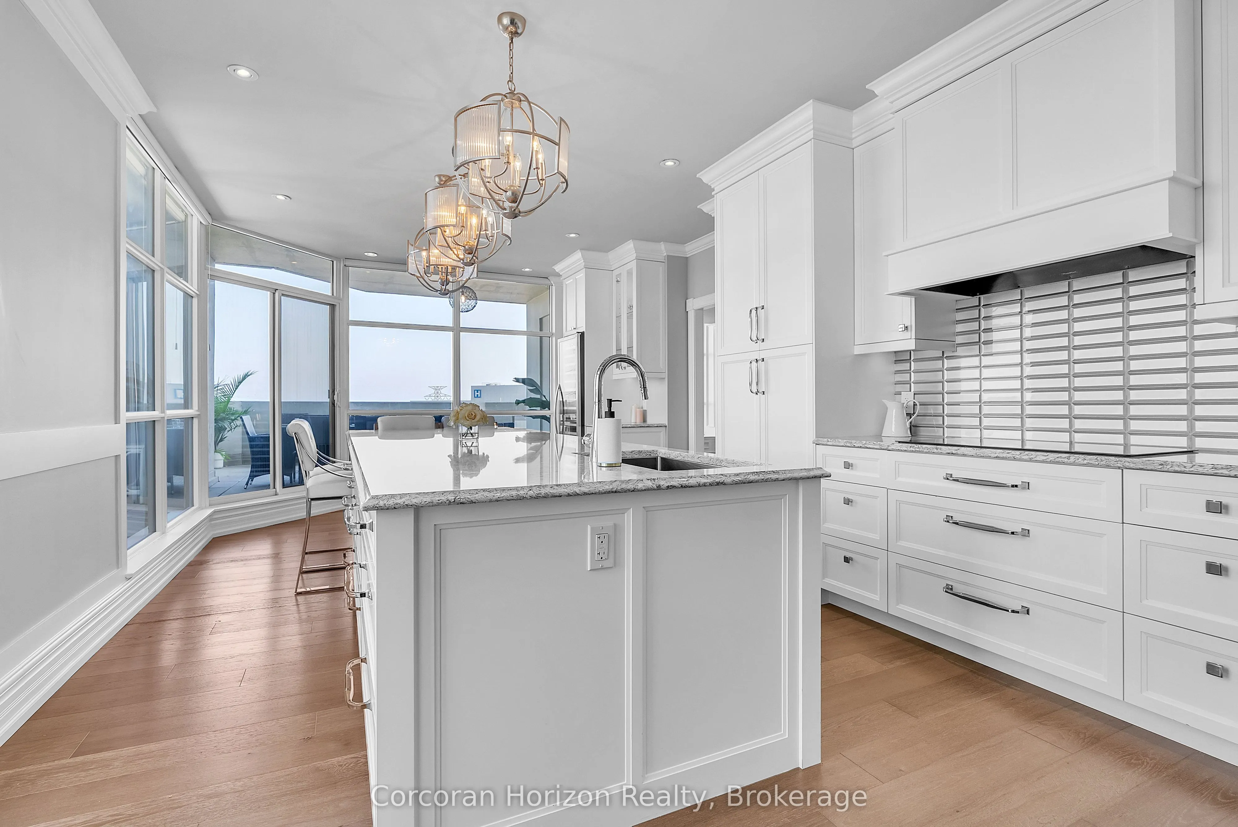 1237 North Shore Boulevard E, #1201