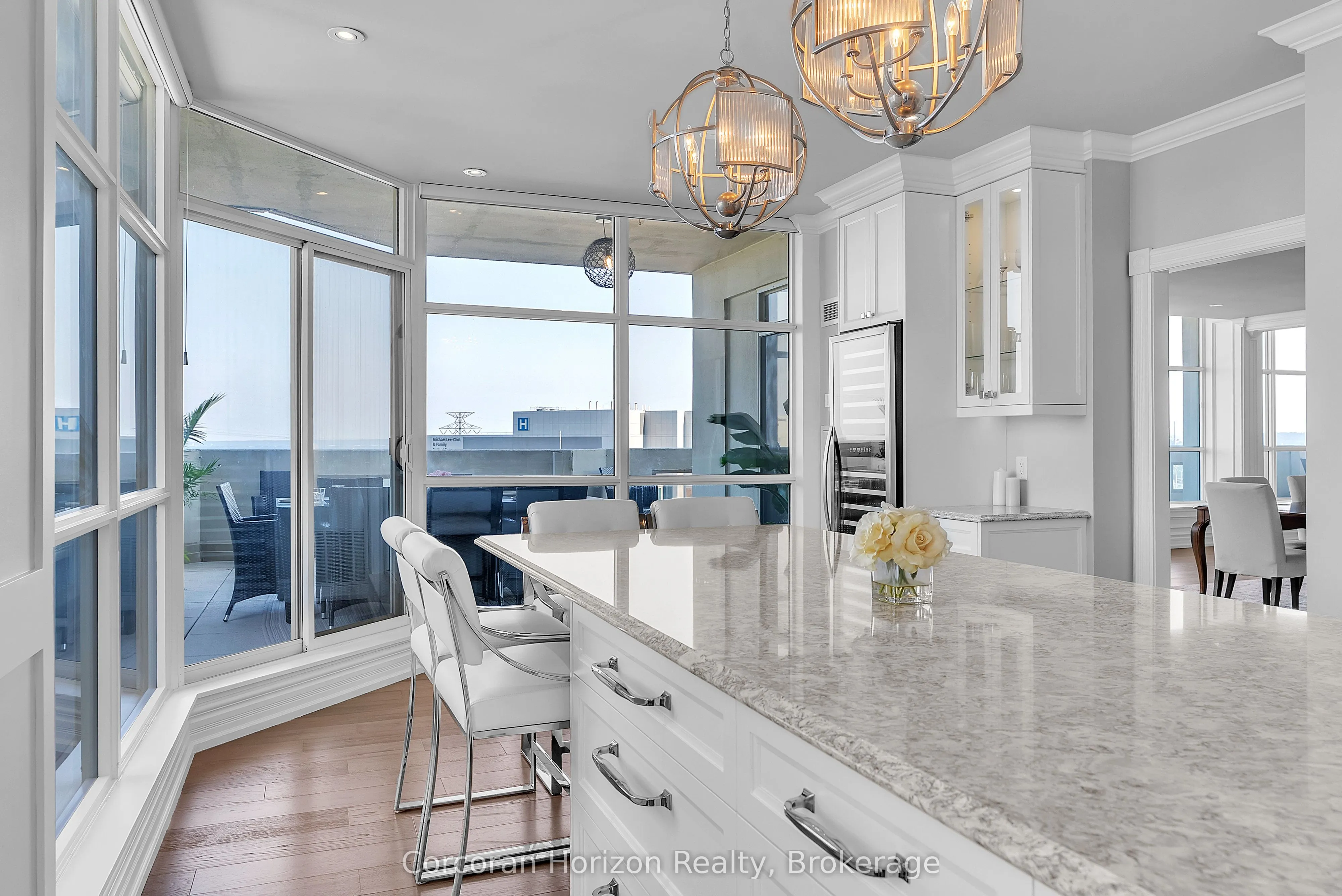 1237 North Shore Boulevard E, #1201
