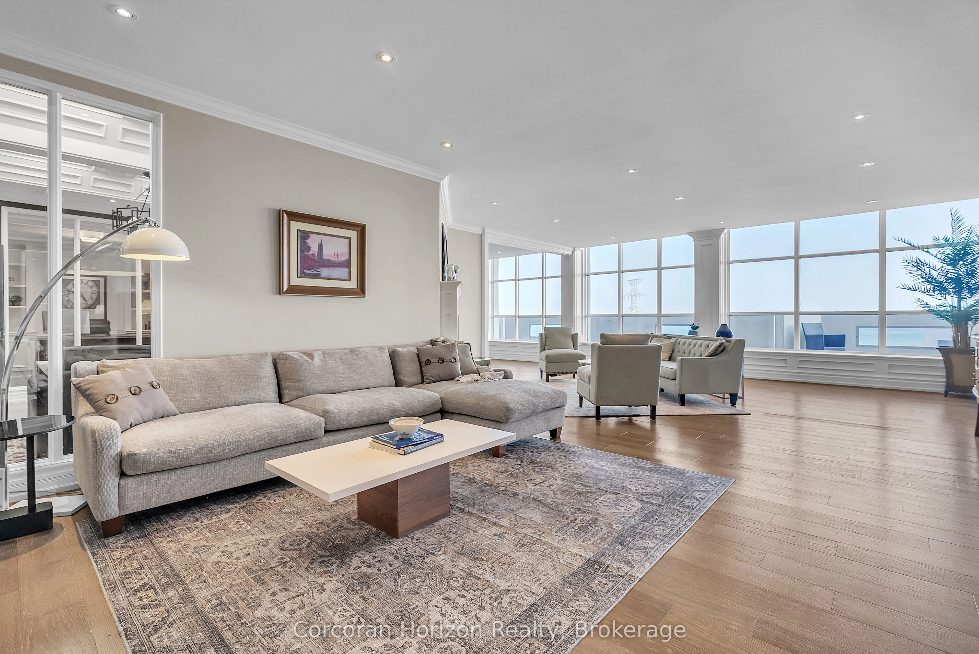 1237 North Shore Boulevard E, #1201