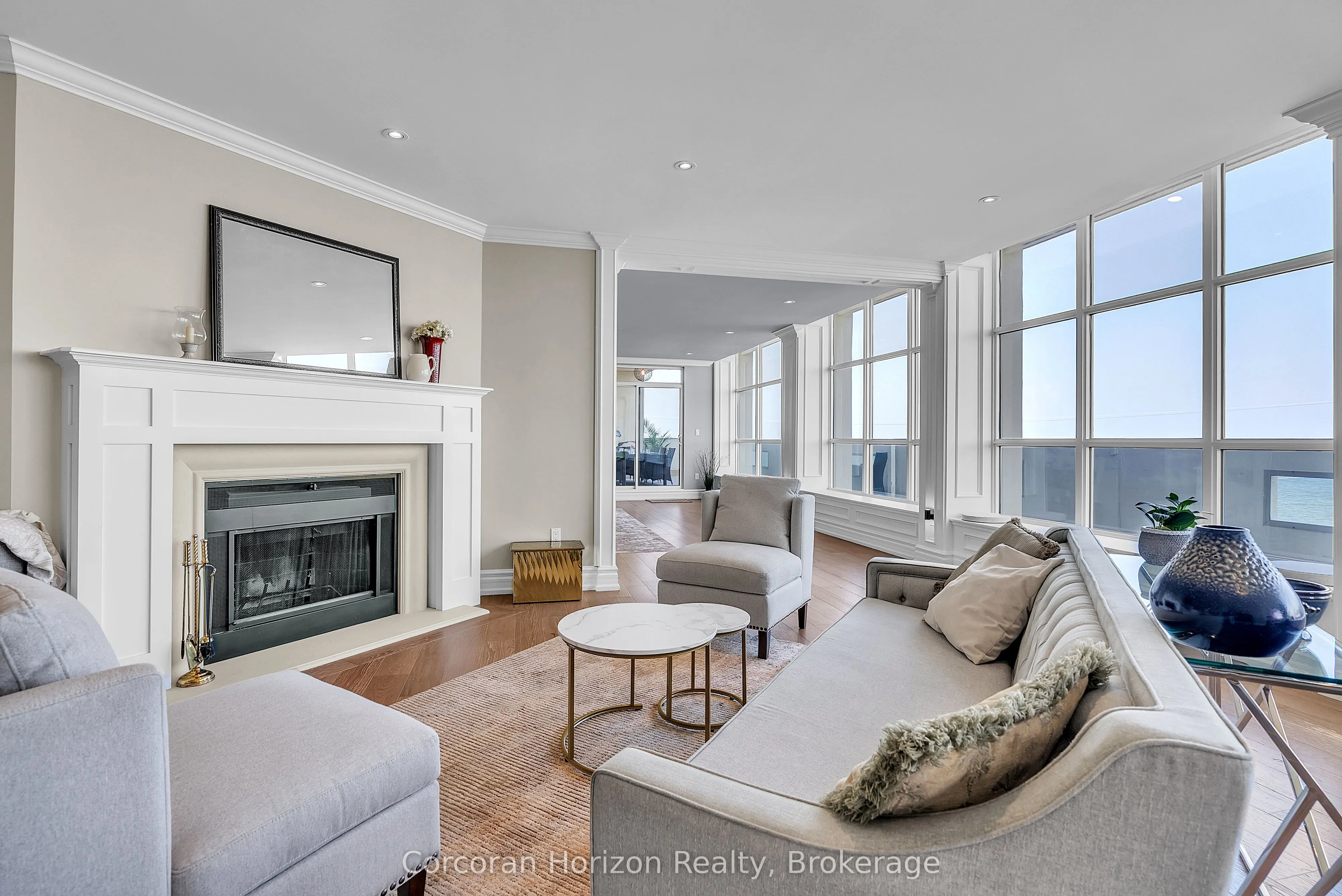 1237 North Shore Boulevard E, #1201