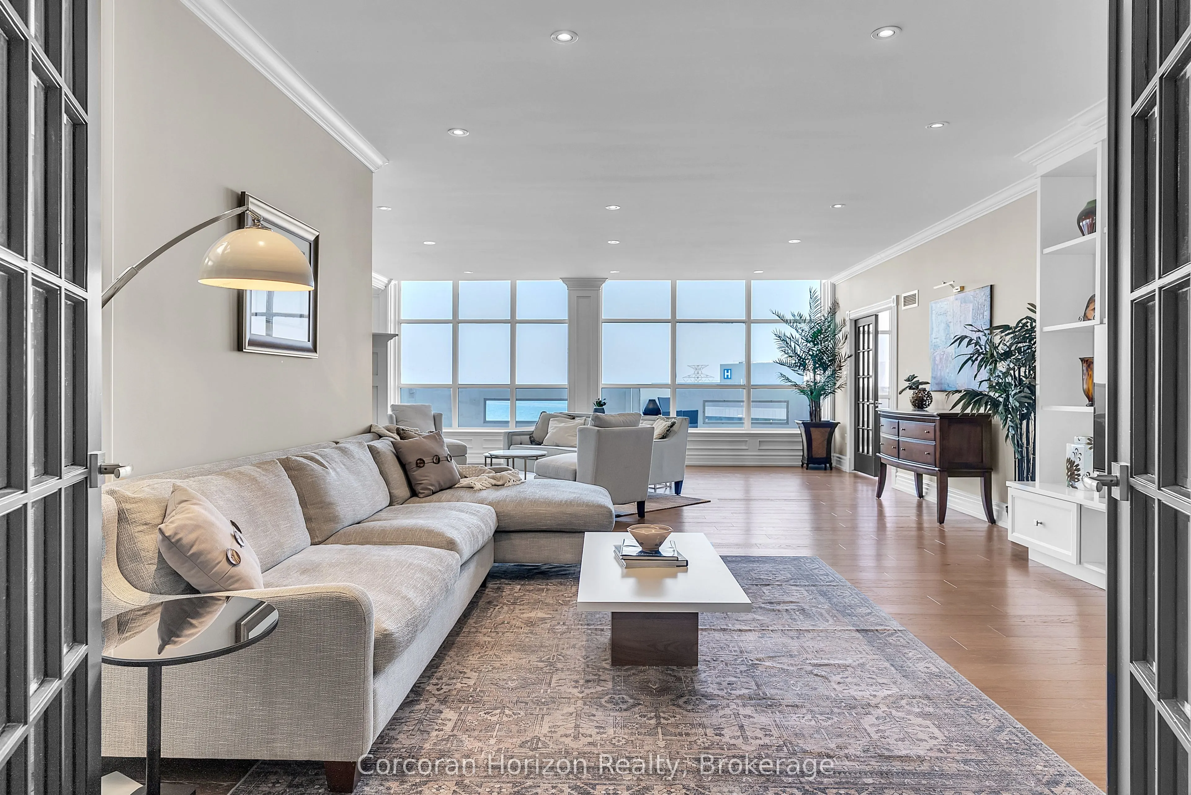 1237 North Shore Boulevard E, #1201