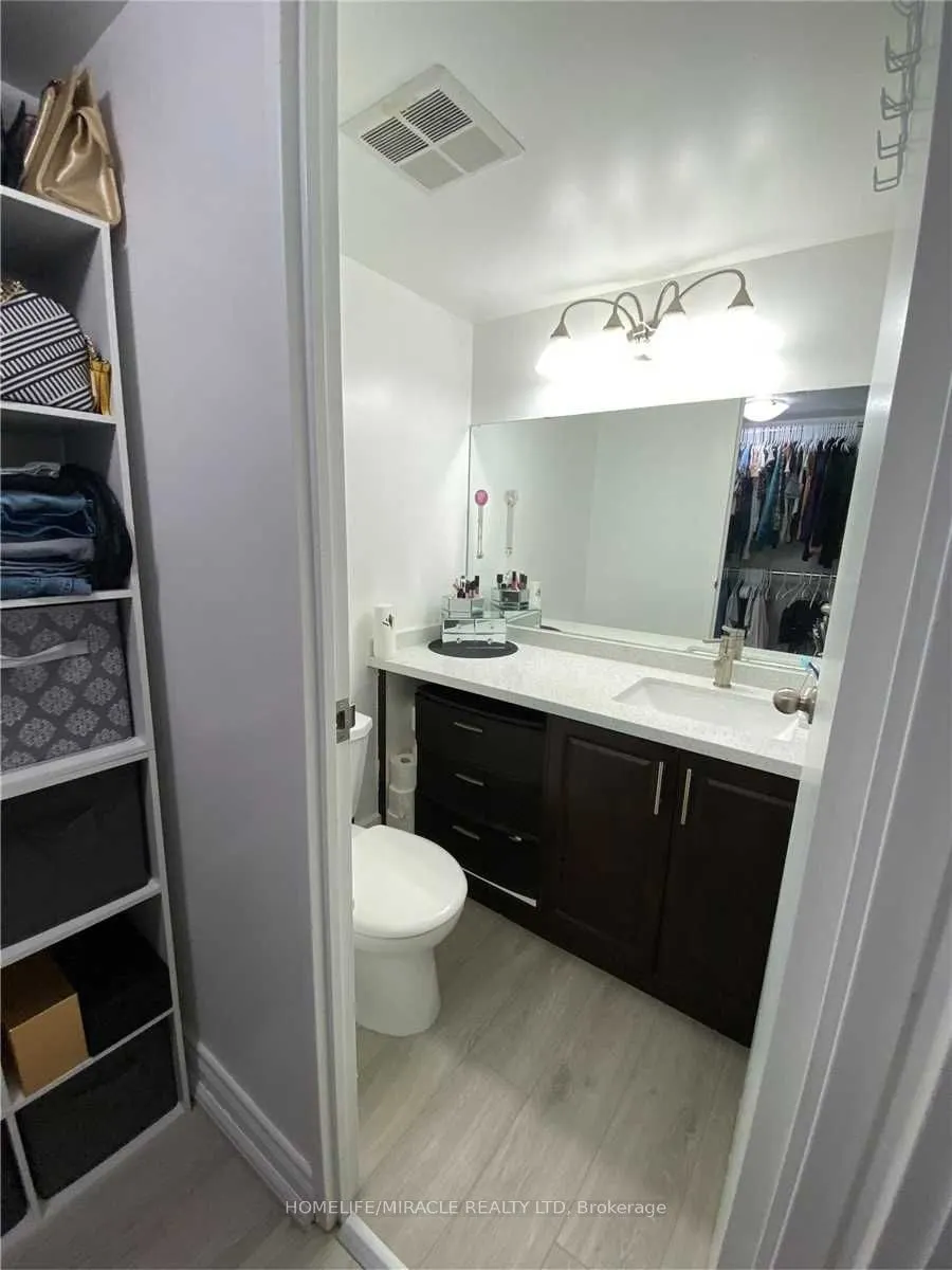 3695 Kaneff Crescent, #1508