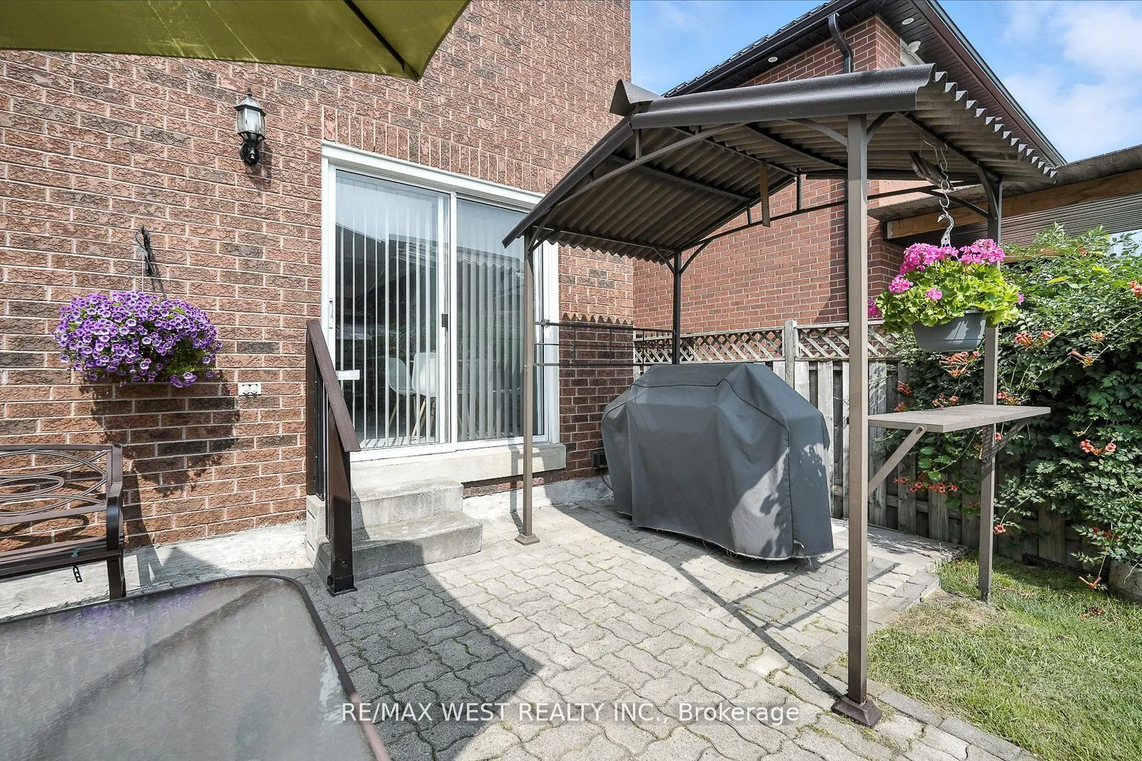 5654 Dawlish Crescent
