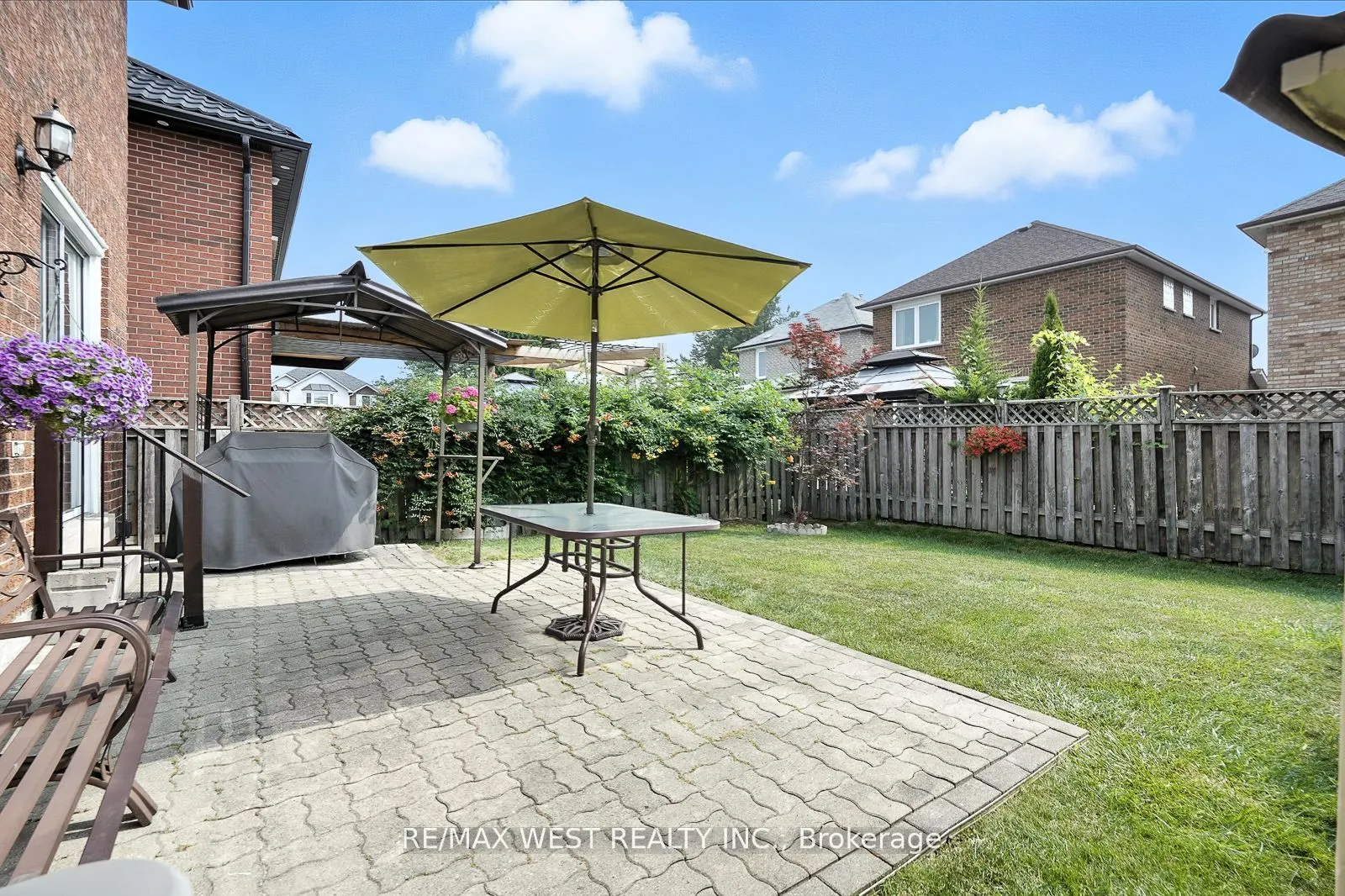 5654 Dawlish Crescent