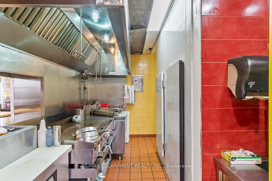 2465 Appleby Line, #D6