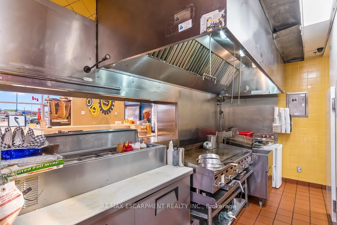 2465 Appleby Line, #D6