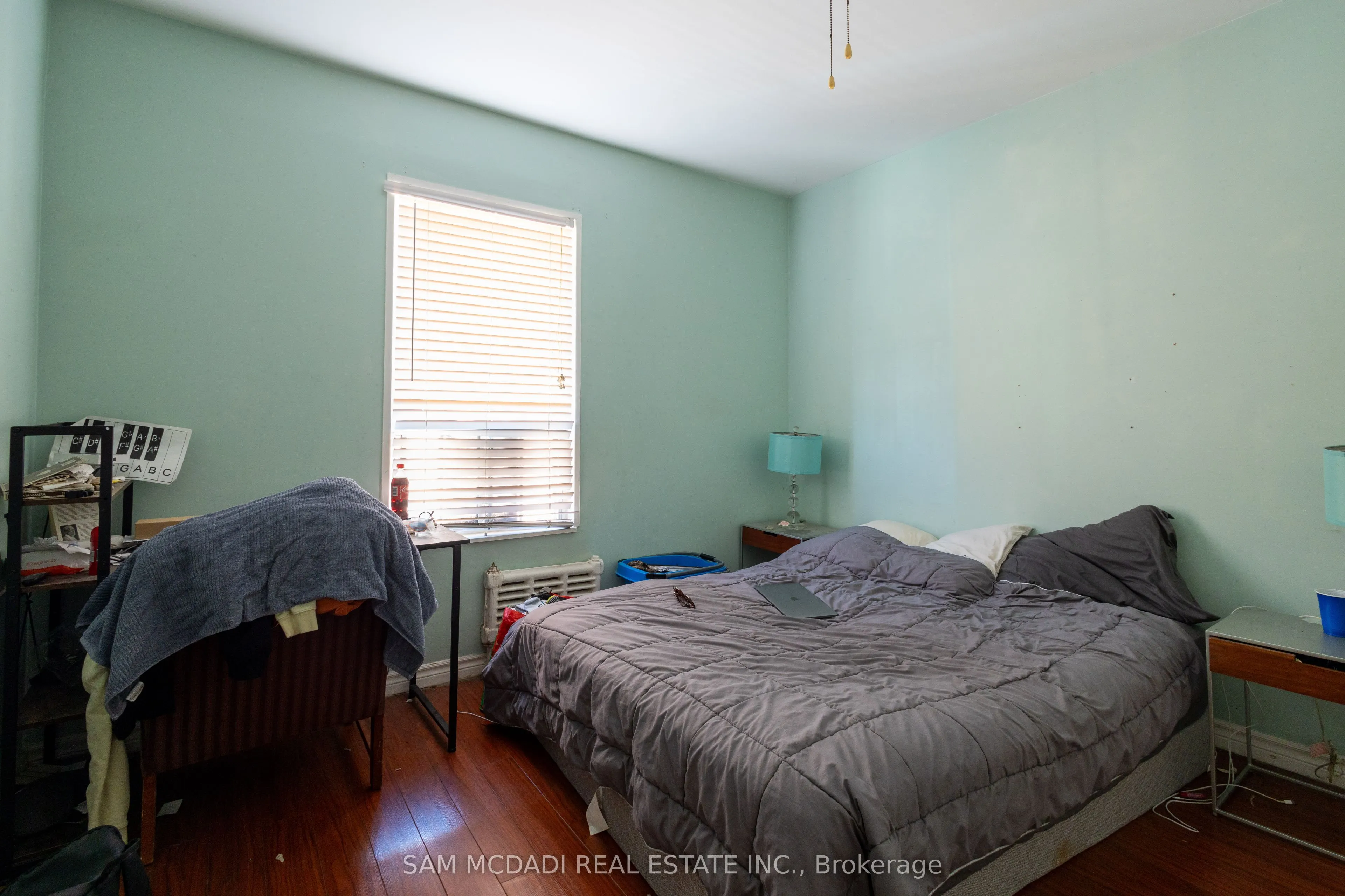 1212 Dufferin Street