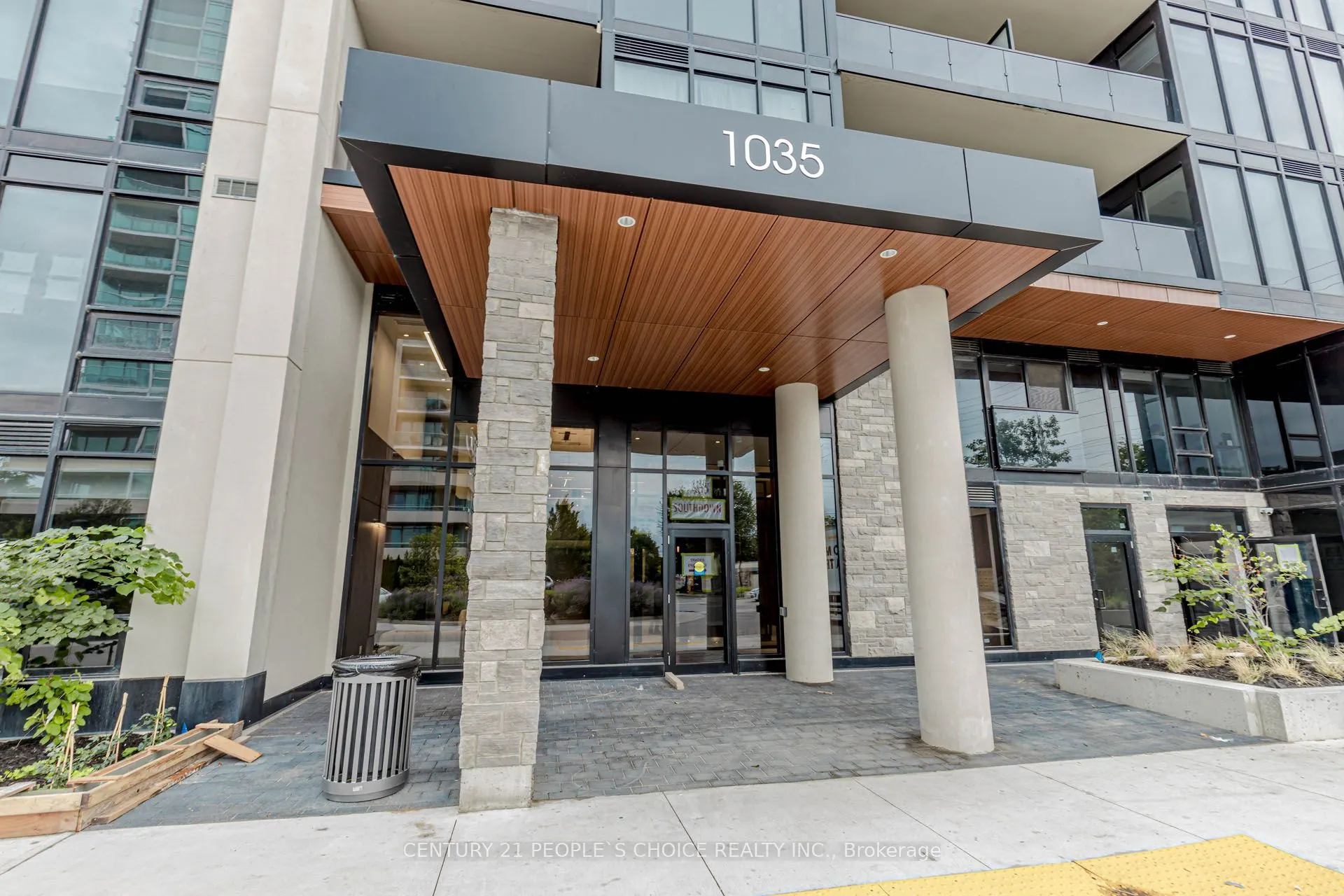 1035 Southdown Road, #1513