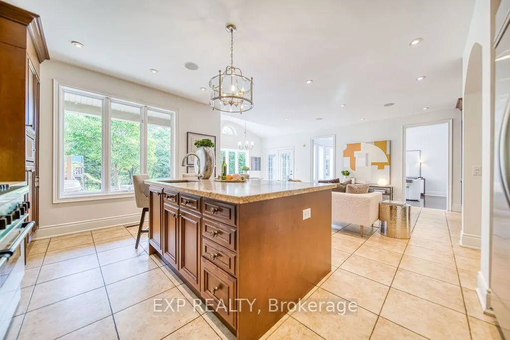 2283 Lyndhurst Drive