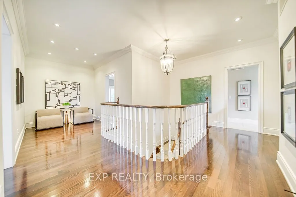 2283 Lyndhurst Drive
