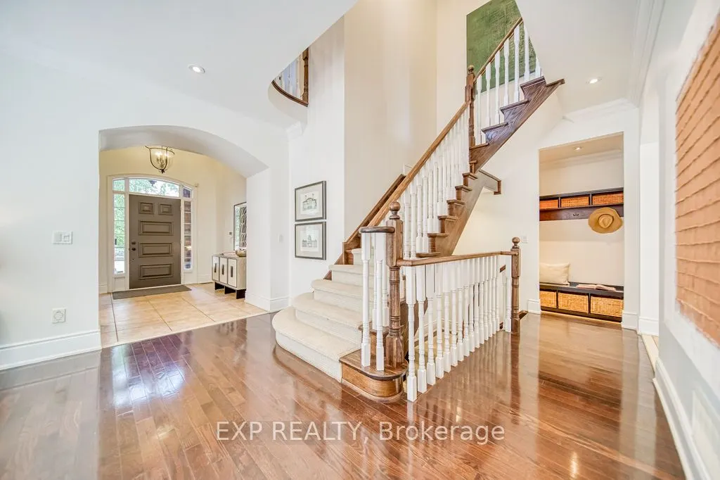 2283 Lyndhurst Drive