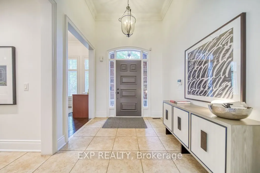 2283 Lyndhurst Drive