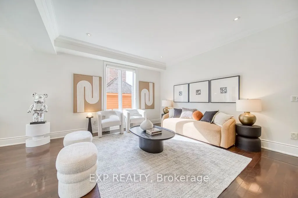 2283 Lyndhurst Drive