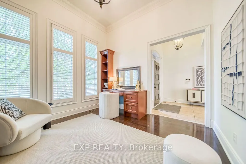 2283 Lyndhurst Drive
