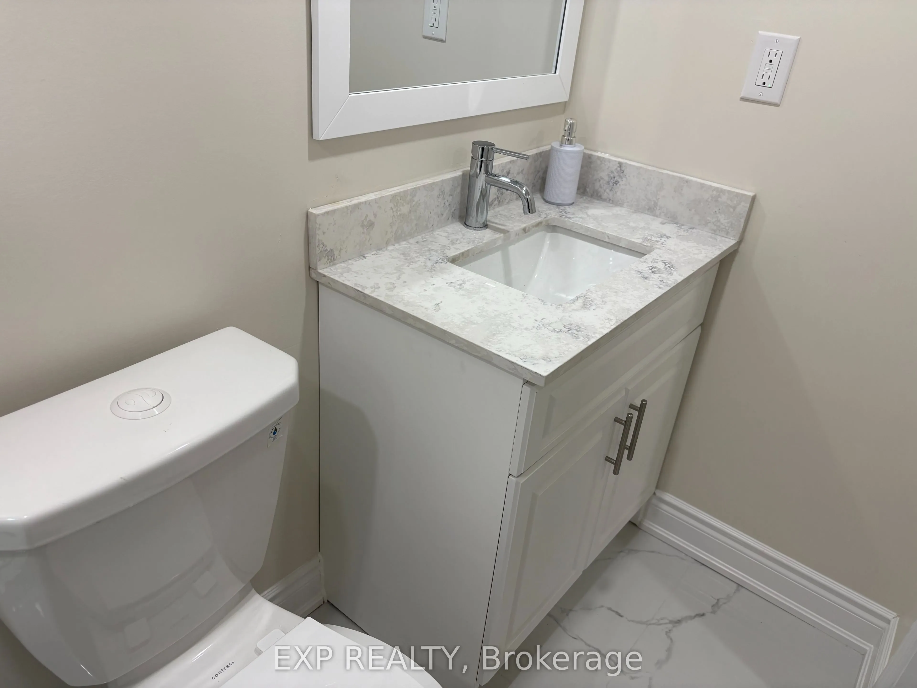 4 Hedley Court