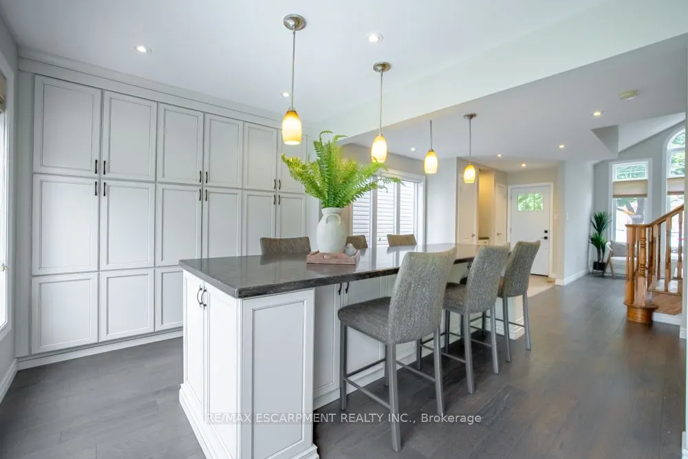5161 Ridgewell Road