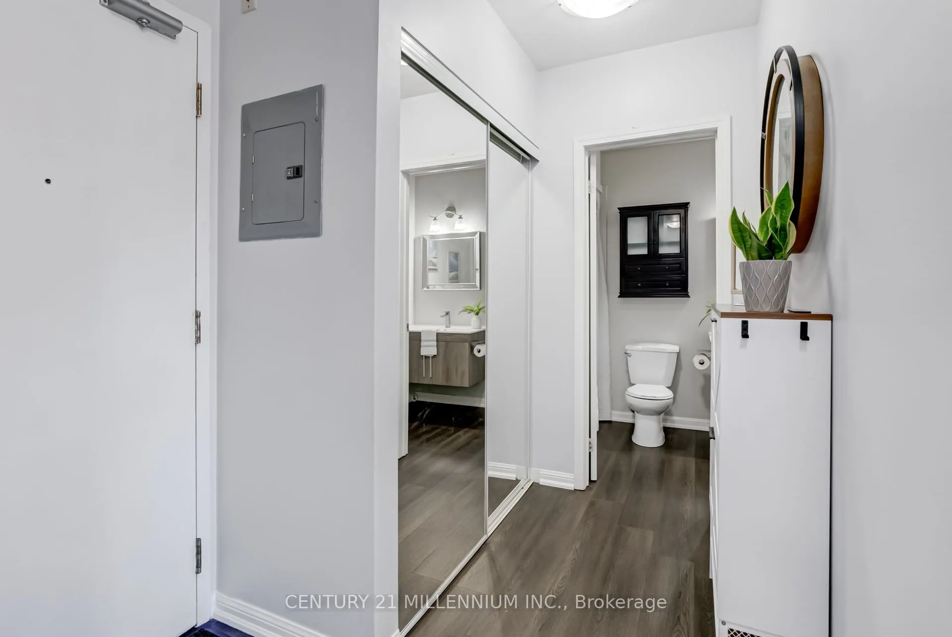 70 First Street, #206