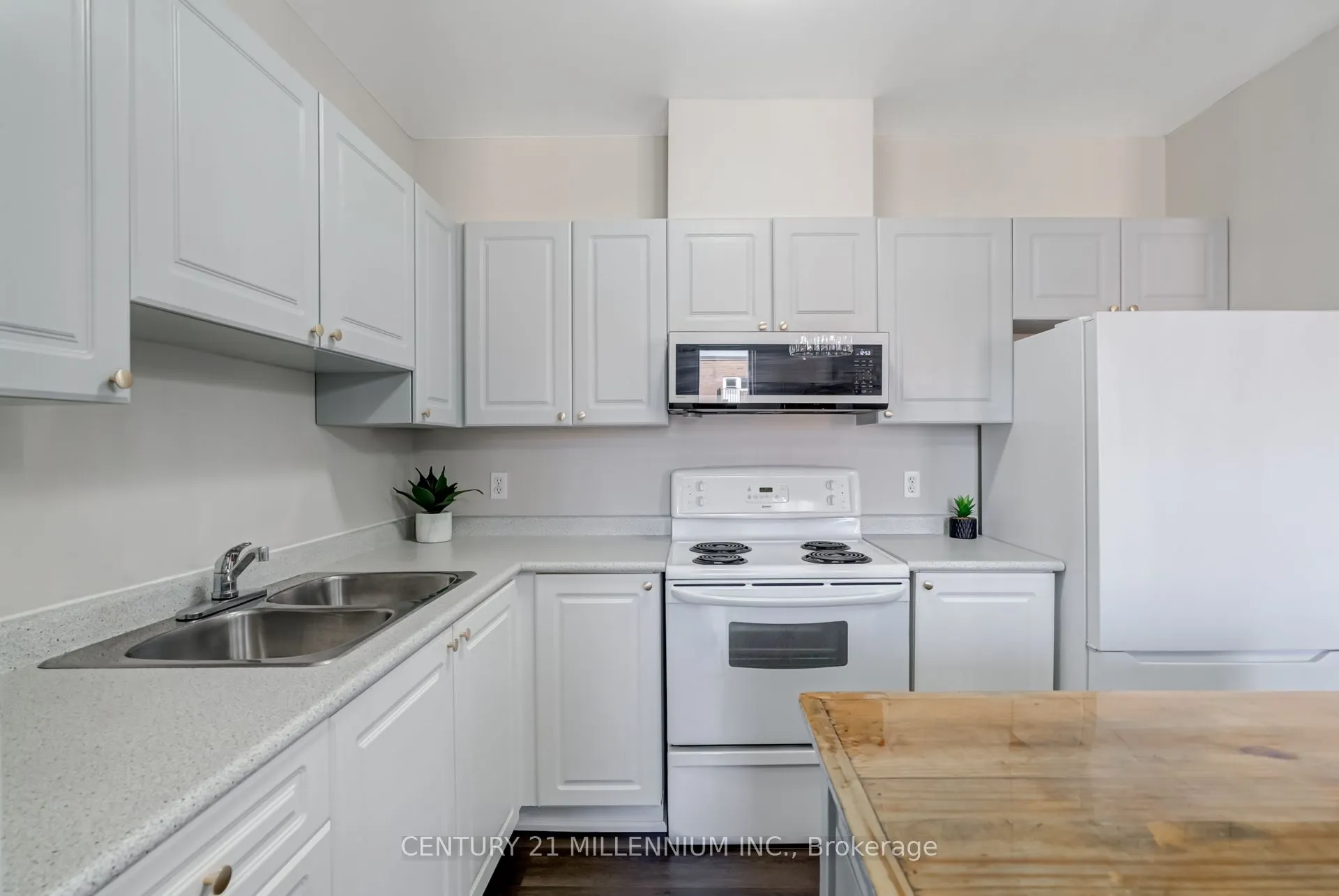 70 First Street, #206