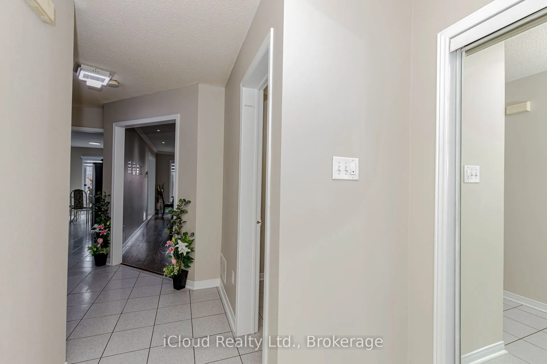 97 Bighorn Crescent