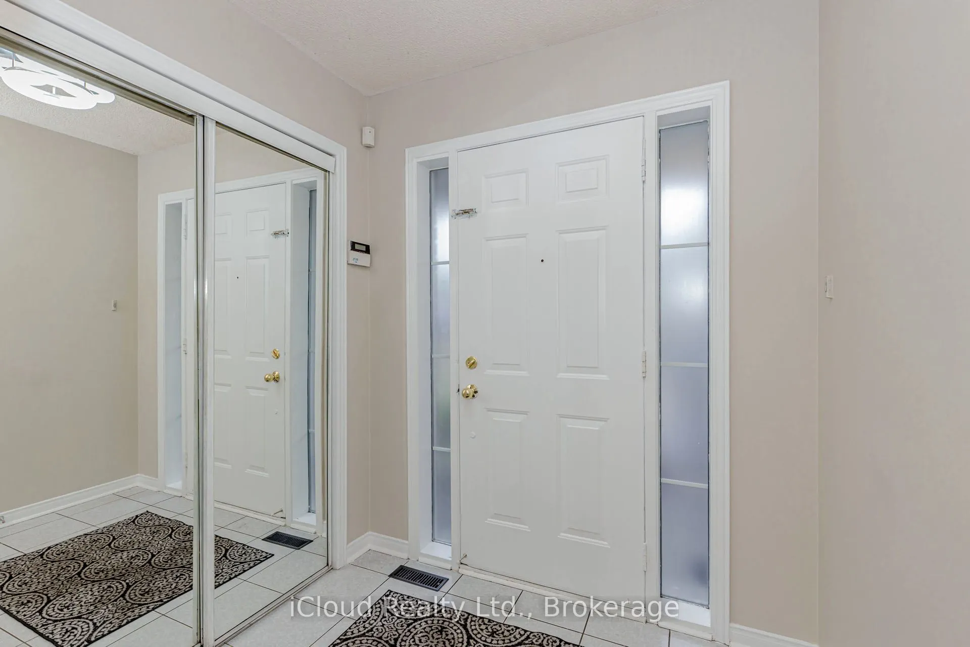 97 Bighorn Crescent