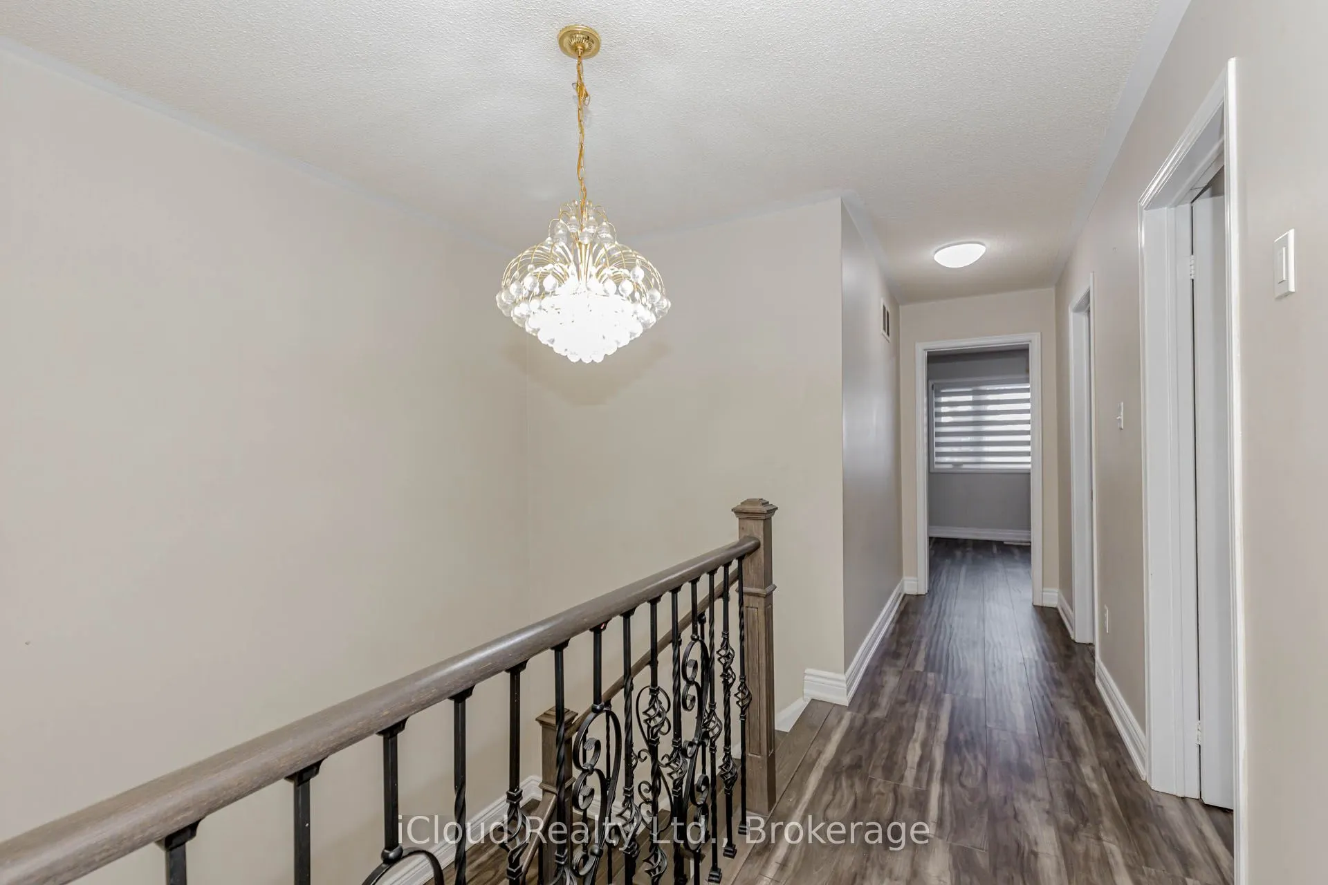 97 Bighorn Crescent