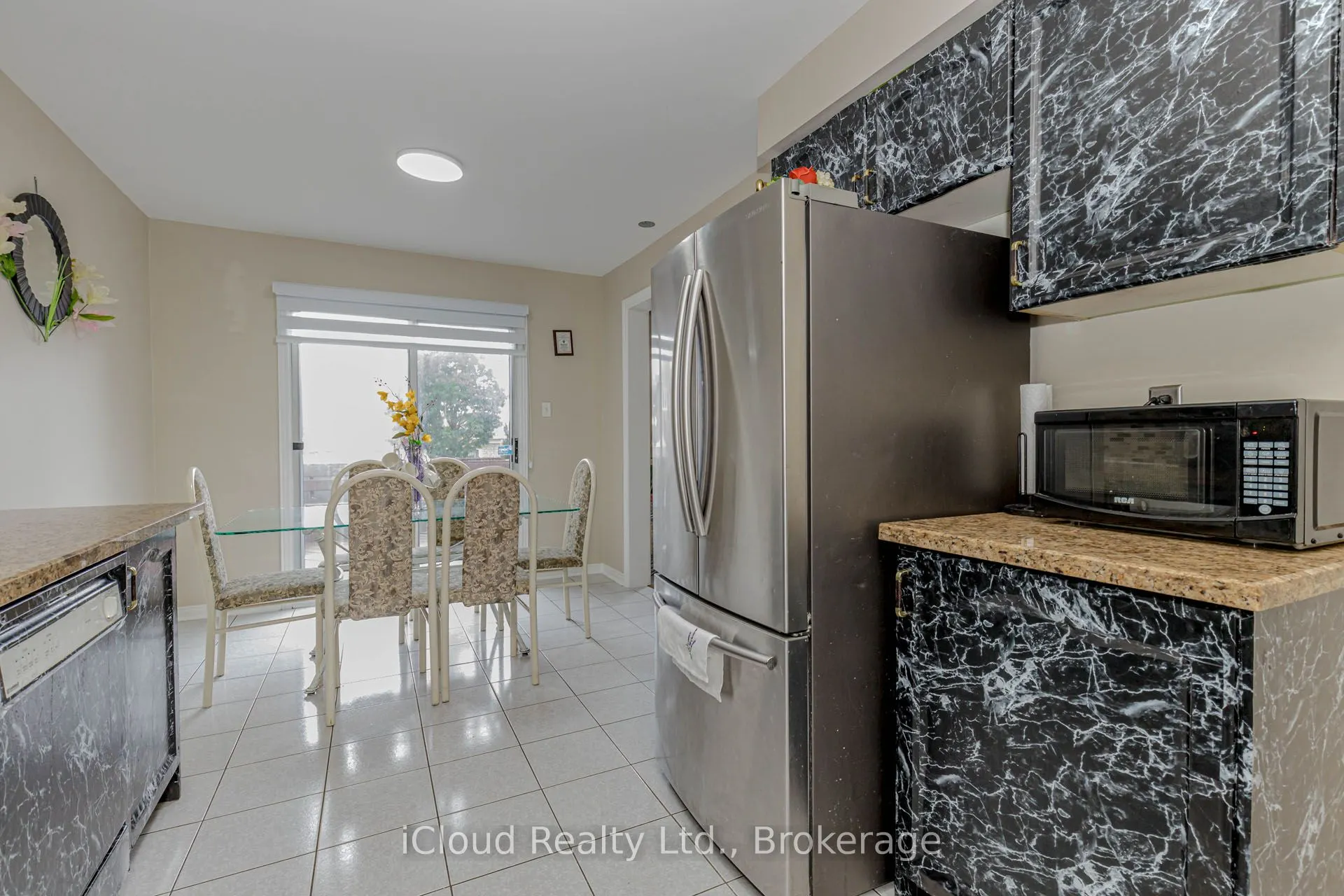 97 Bighorn Crescent