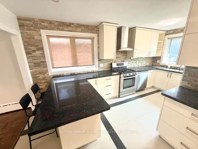 46 Bemersyde Drive, #UPPER