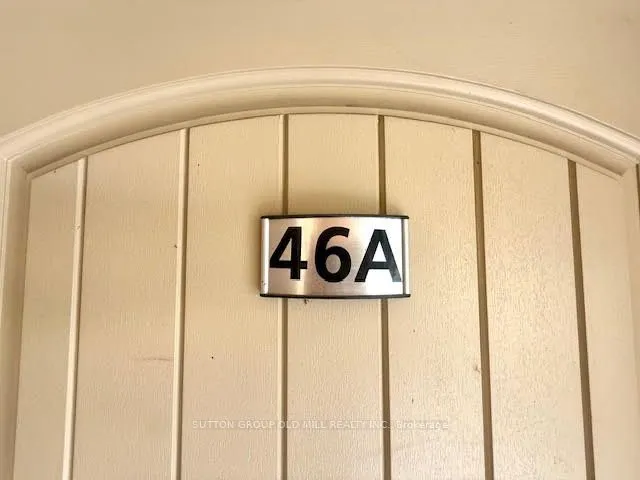 46 Bemersyde Drive, #UPPER