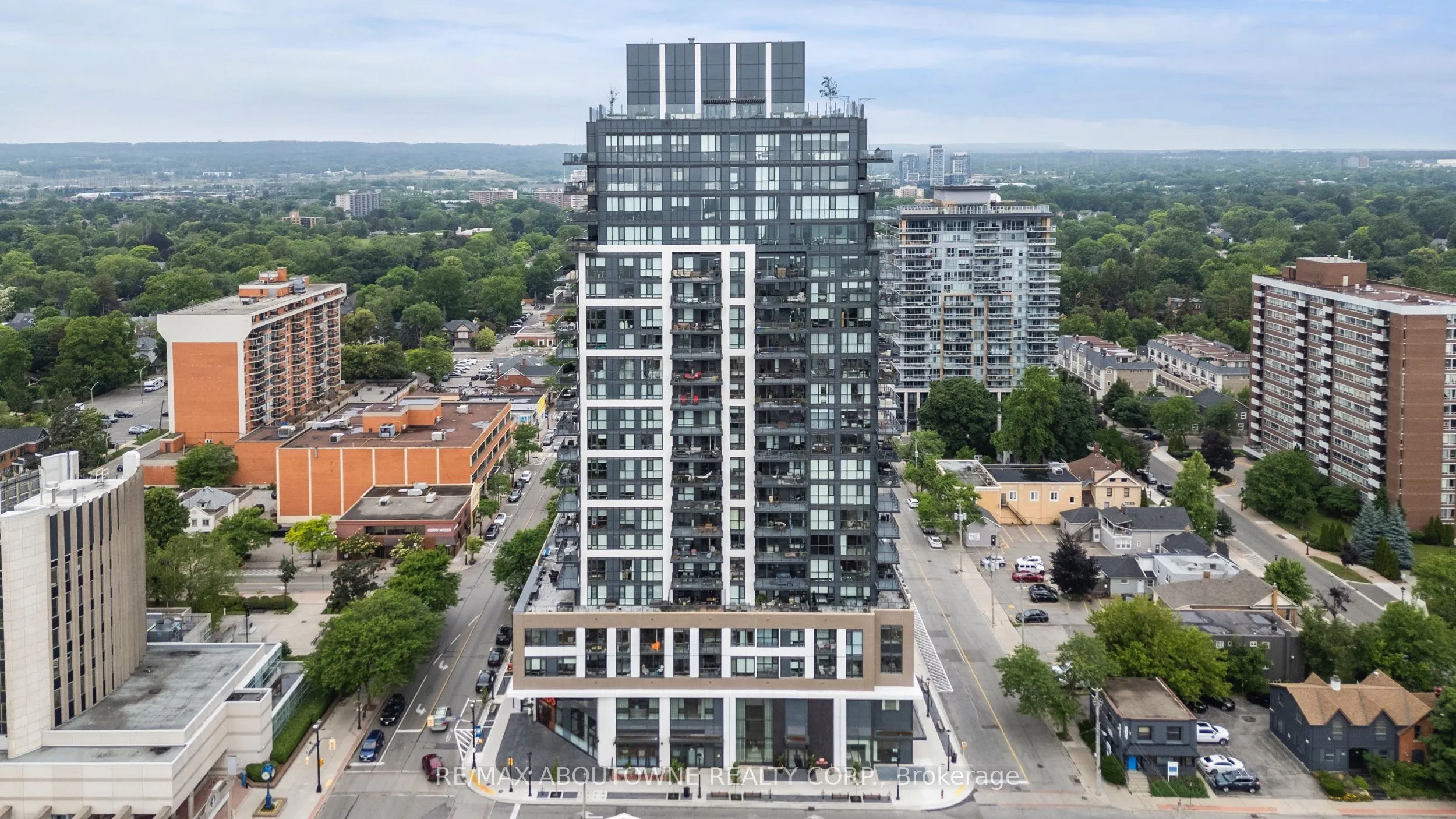 2007 James Street, #307
